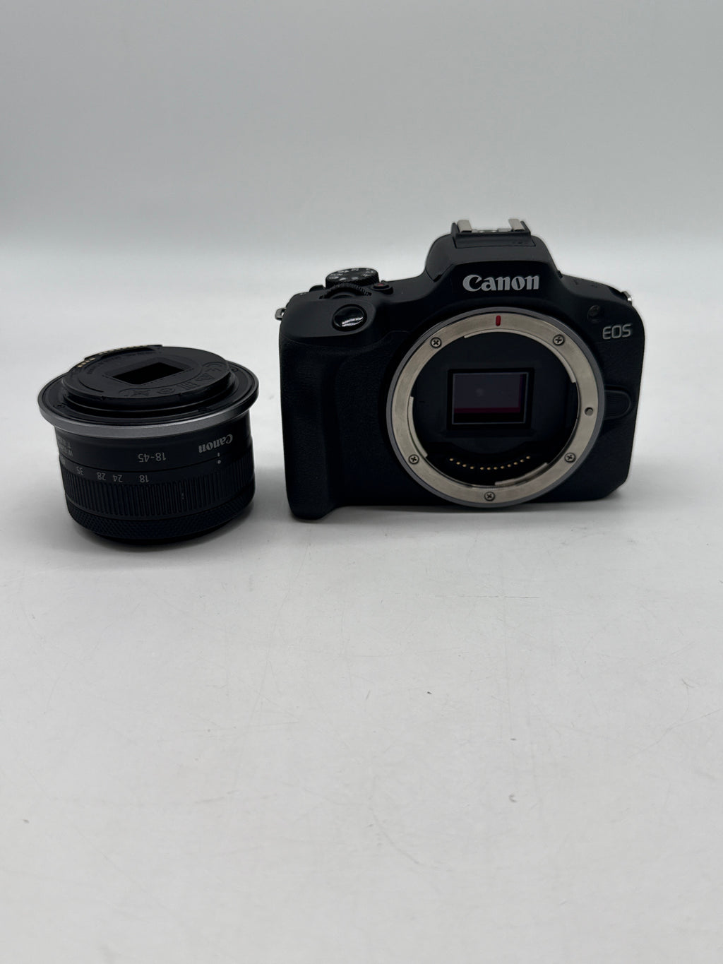 Canon EOS R100 24.1MP Mirrorless Camera w/ RF-S 18-45mm - Used