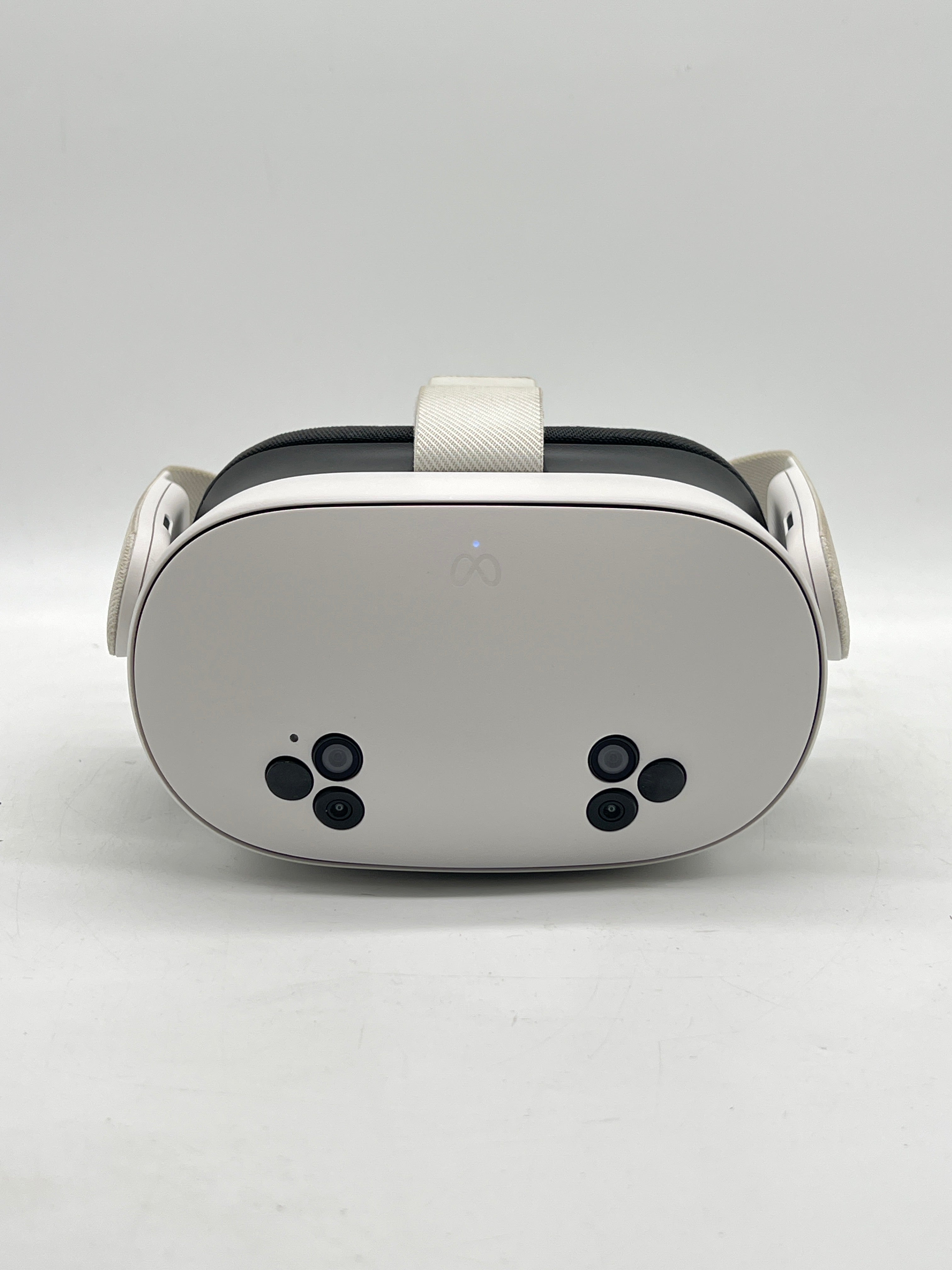 Meta Quest 3s 128GB Standalone VR Headset White - Remotely Managed