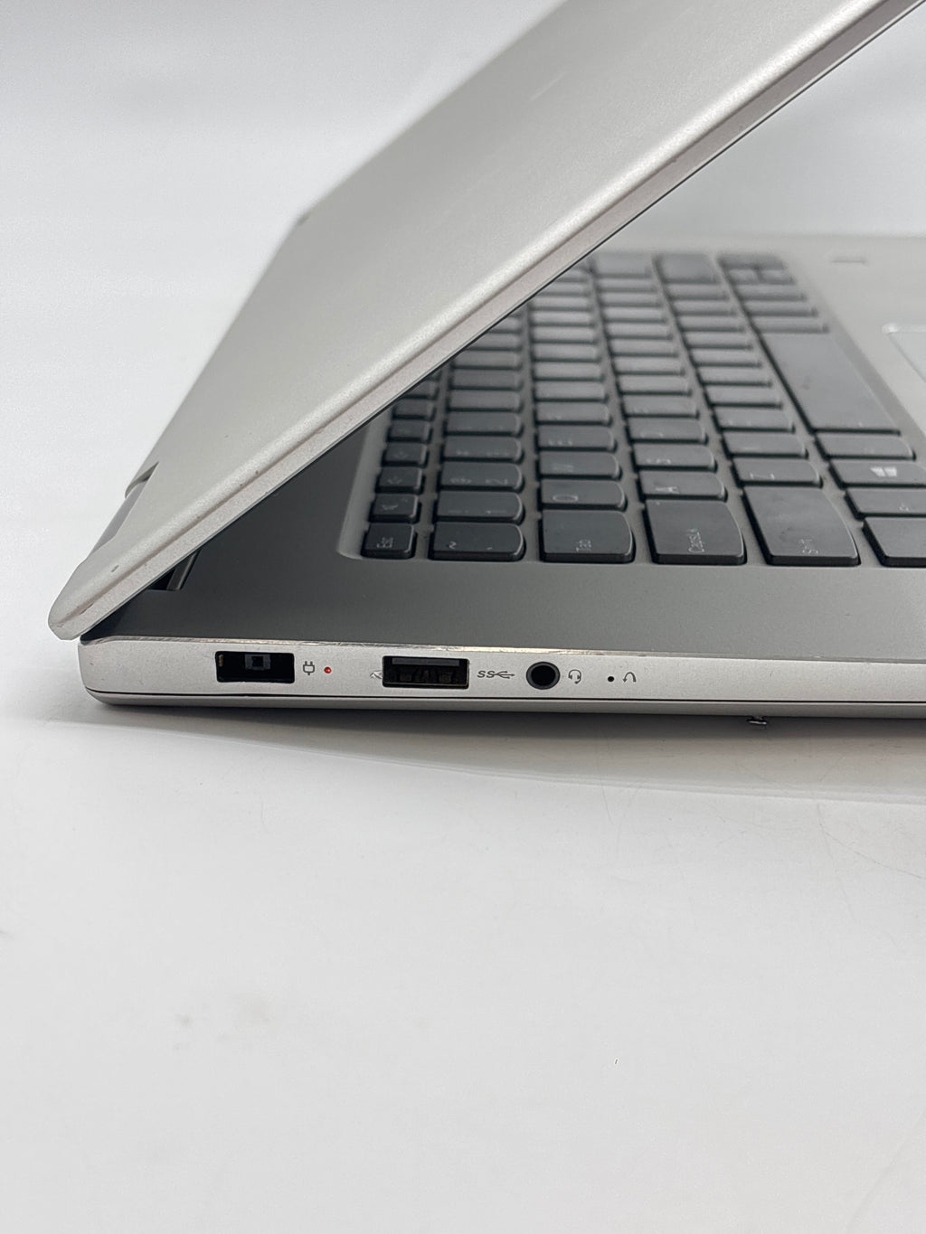 Lenovo Yoga 720-15IKB i7-7700HQ 16GB RAM 512GB SSD GTX 1050 - Used