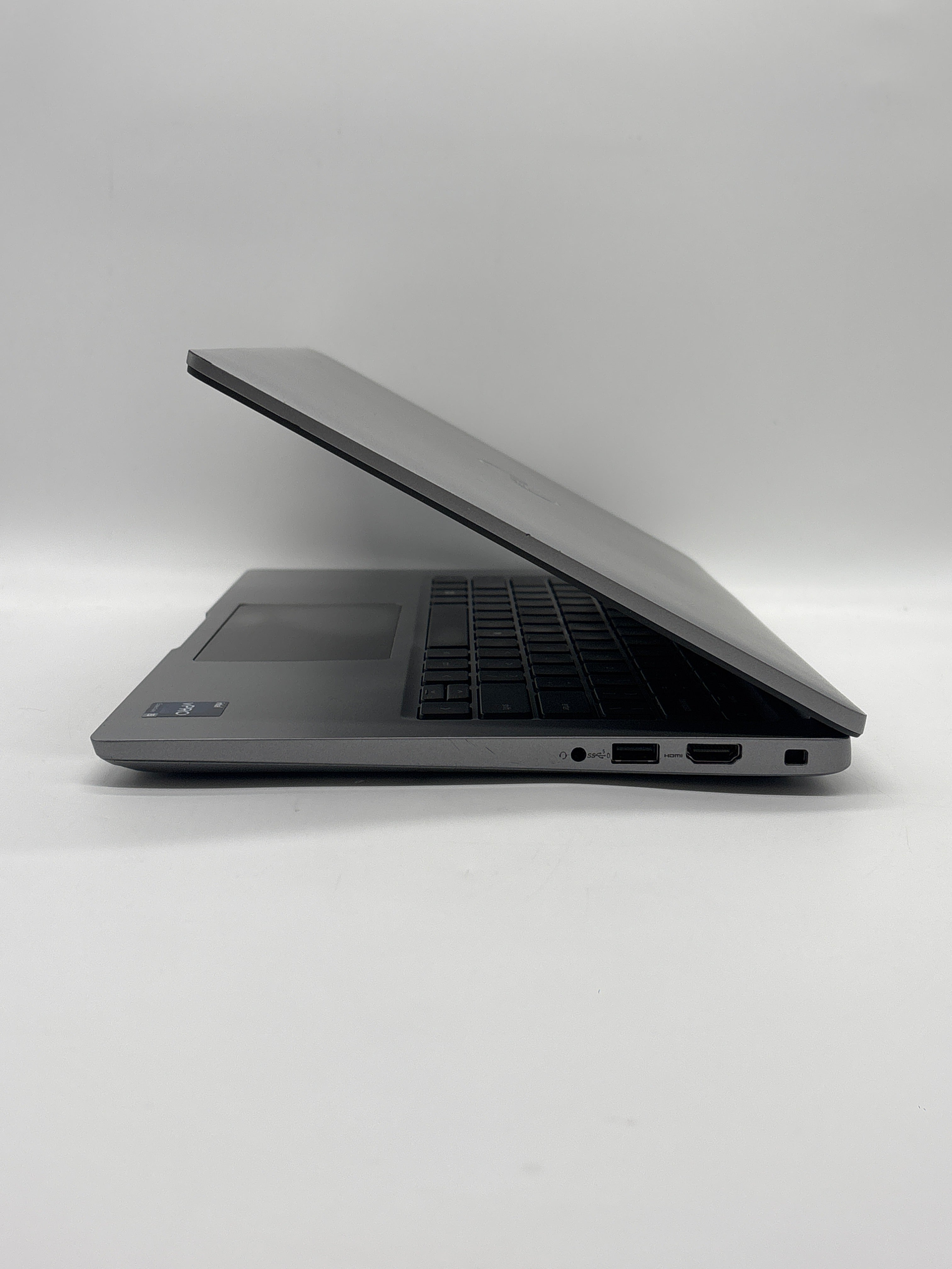 Dell Latitude 5440 i5-1335U 16GB RAM 256GB SSD - For Parts (Read DESC)