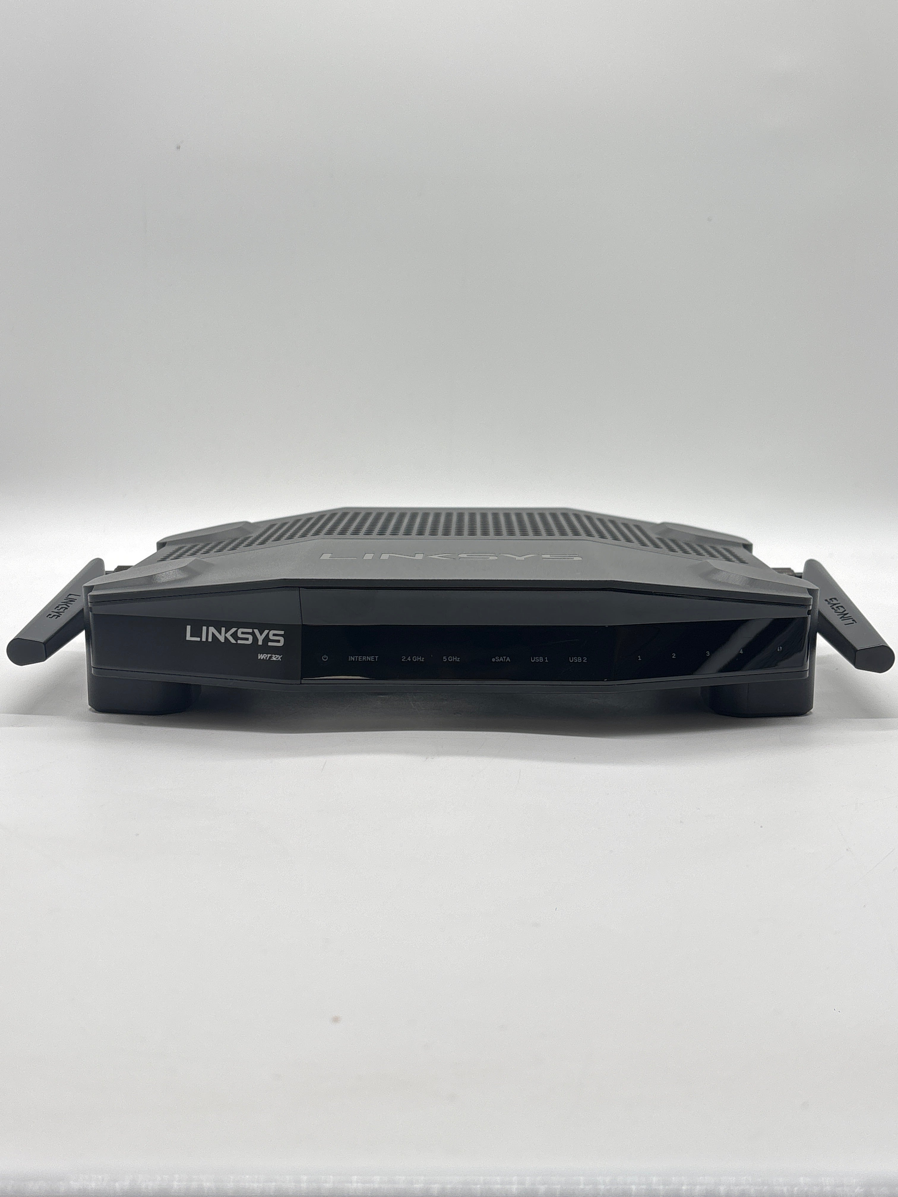 Linksys WRT32X AC3200 Dual-Band Router - Used With Box