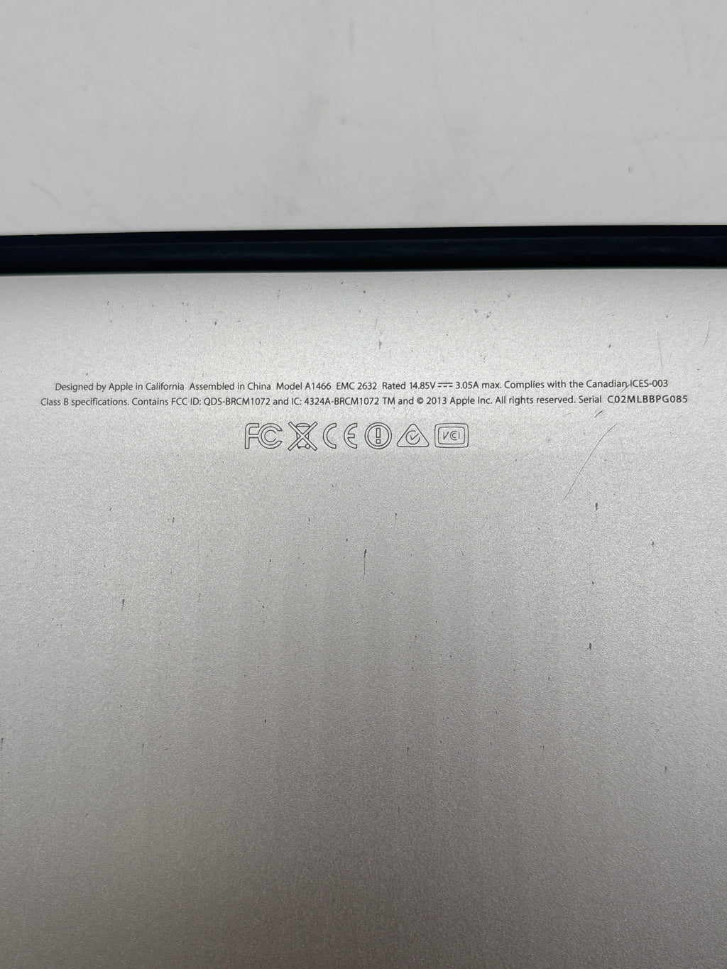 Apple MacBook Air A1466 2014 Intel i5 4GB RAM 128GB SSD Silver - Cracked Screen