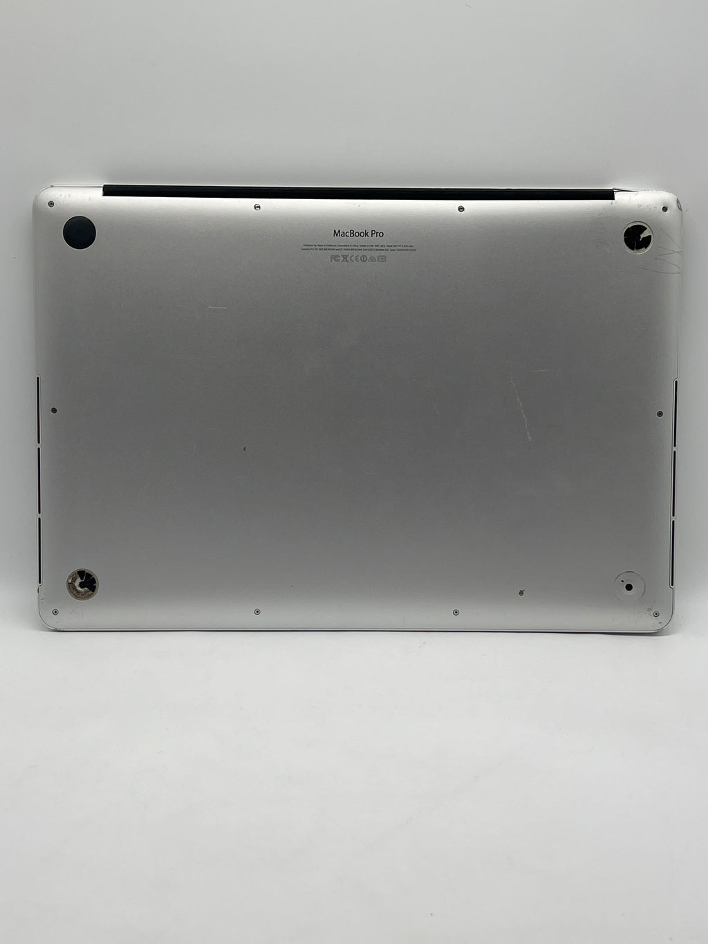 Apple MacBook Pro 15" A1398 Core i7 16GB RAM 256GB SSD - Used (READ)