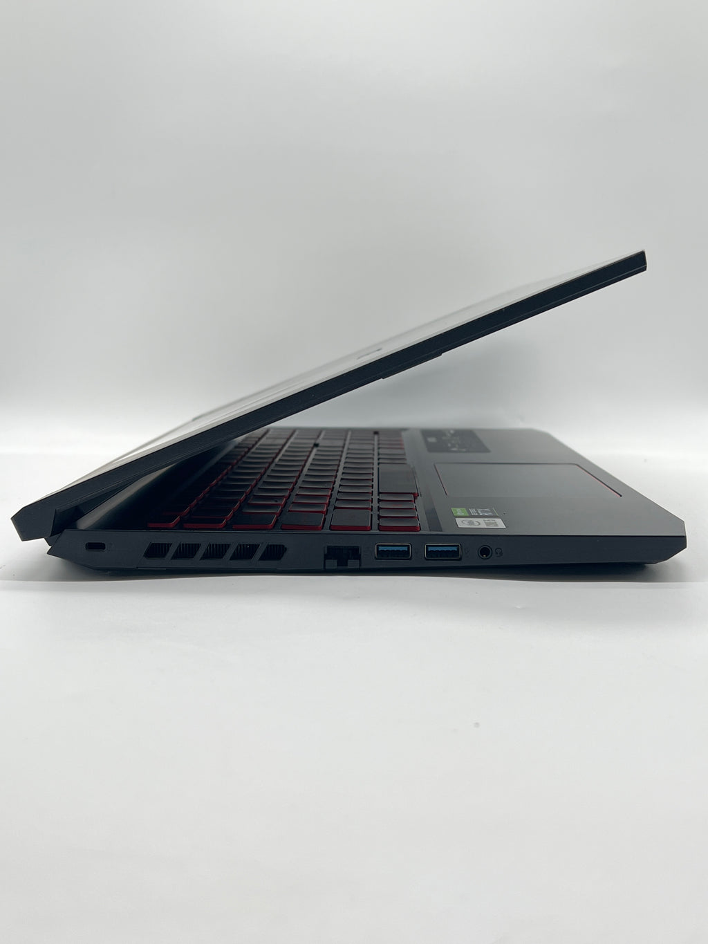 Acer Nitro 5 N20C1 i5-10300H 16GB RAM 512GB SSD RTX 3050 - For Part (No Power)