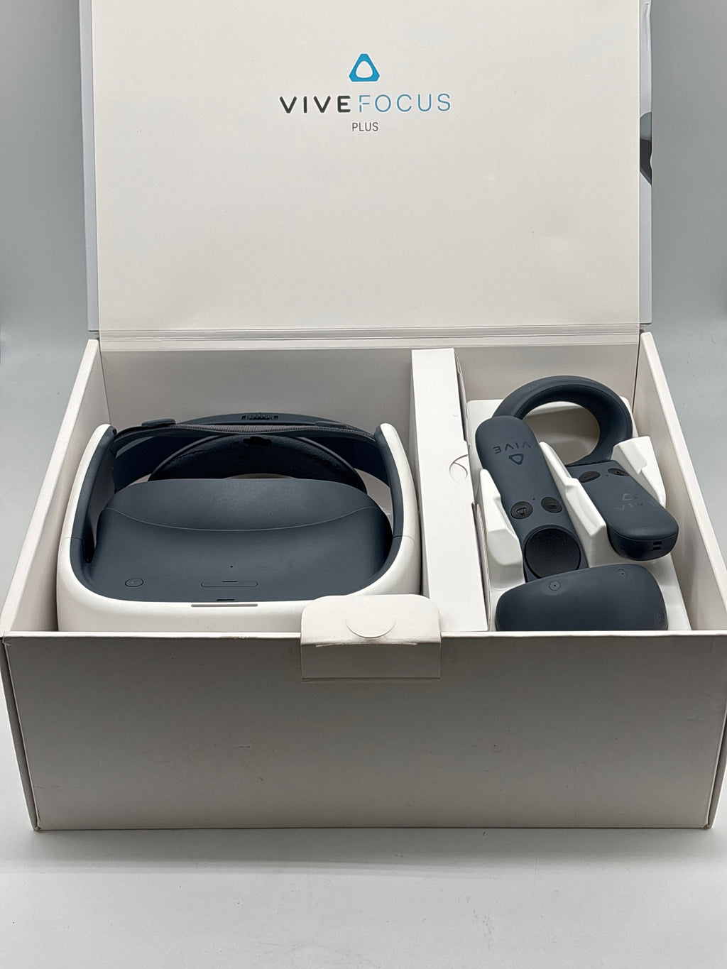 HTC Vive Focus Plus Standalone VR Headset - For Parts (Nose Rim Cracked)