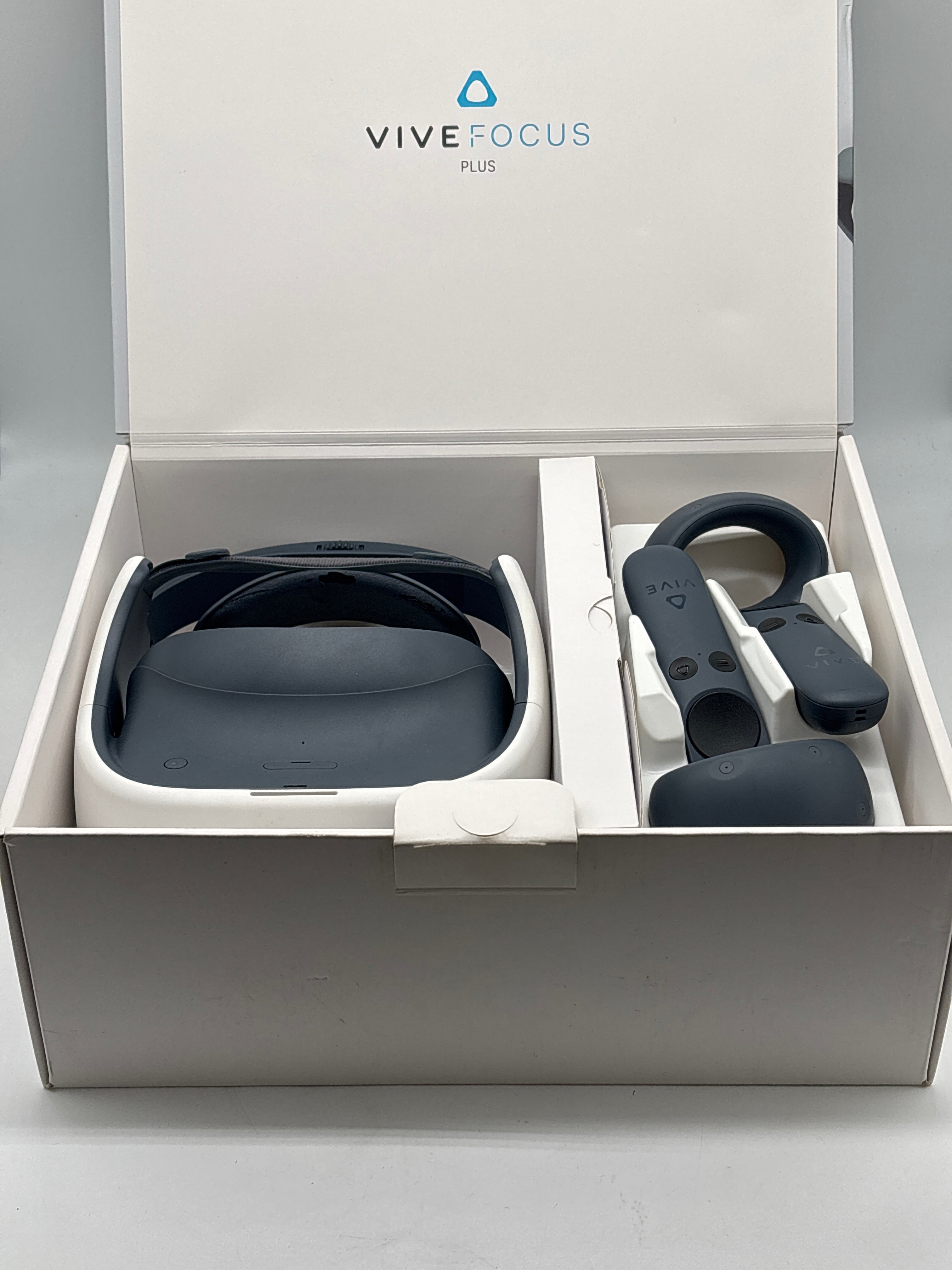 HTC Vive Focus Plus Standalone VR Headset - For Parts (Nose Rim Cracked)