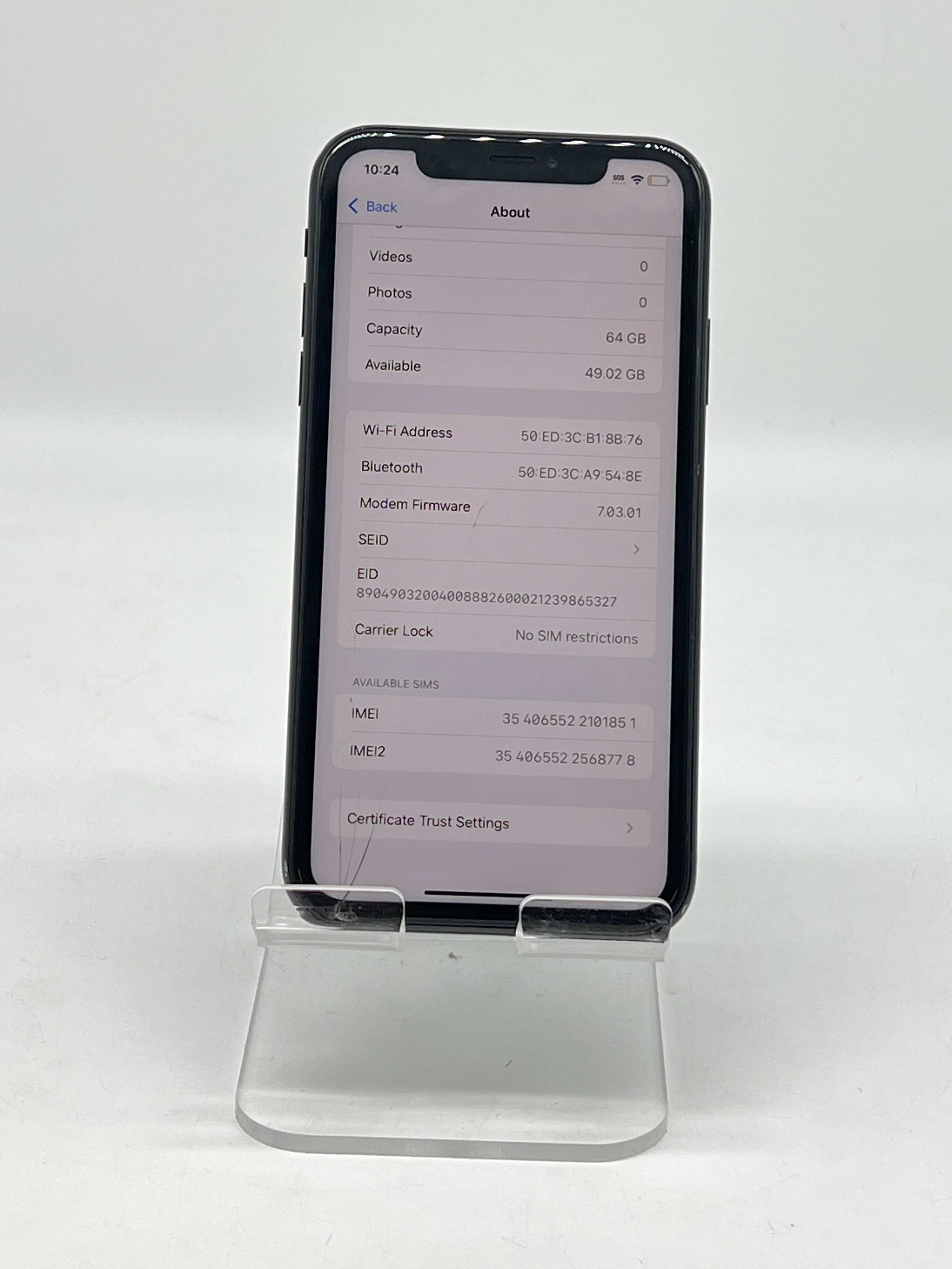 Apple iPhone XR 64GB Unlocked - For Parts (Cracked Back And Screen)