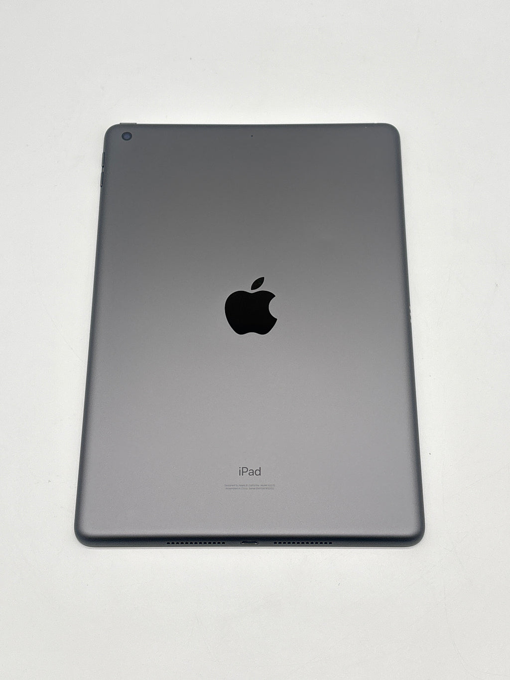Apple iPad (8th Gen) 128GB Space Gray Unlocked Used