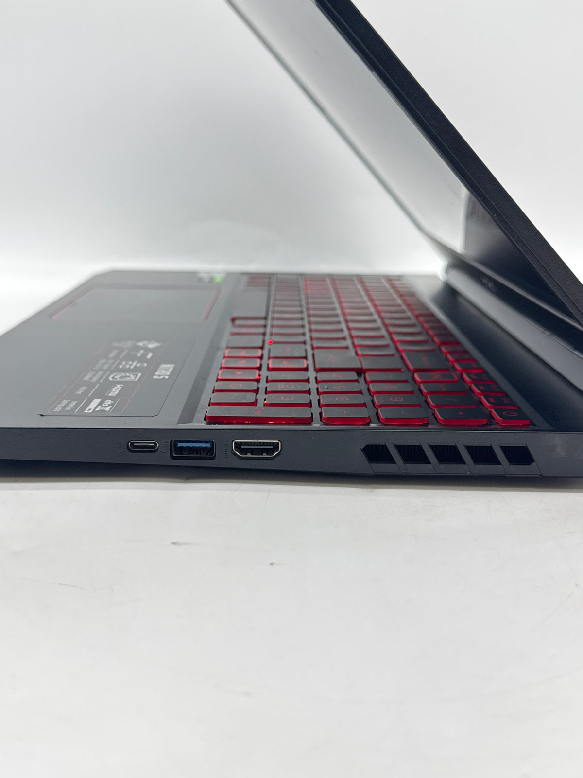 Acer Nitro 5 N20C1 15.6in i5-10300H 8GB RAM 256GB SSD GTX 1650 - Used