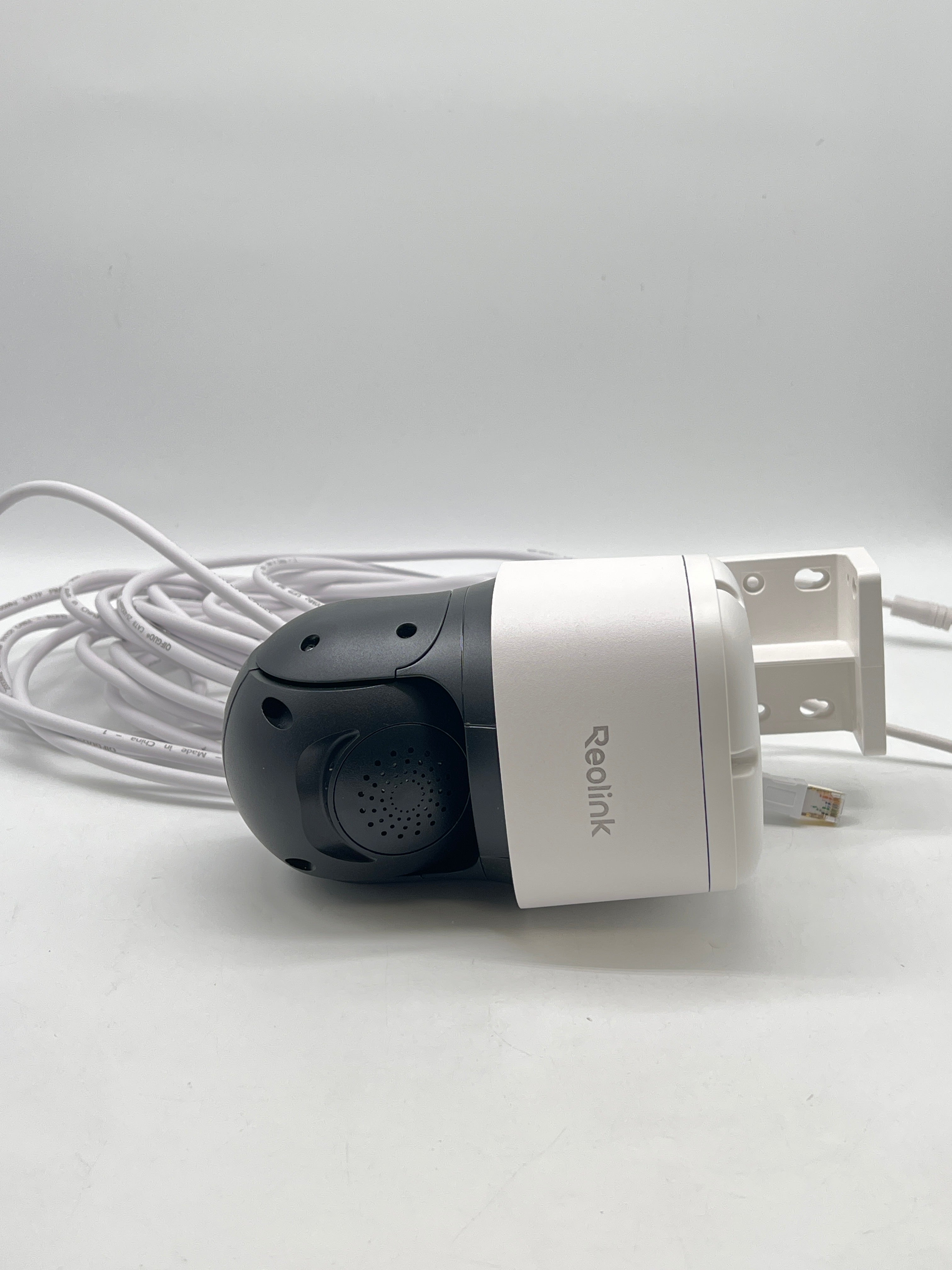 REOLINK TRACKMIX P760 4K 8MP DUAL-LENS POE PTZ OUTDOOR SECURITY CAMERA
