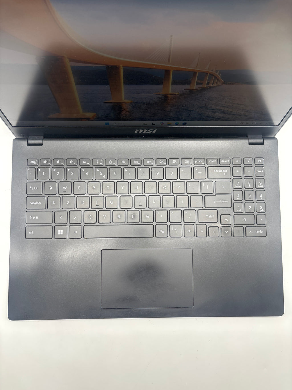 MSI Modern 15 H i9-13900H 32GB RAM 1TB SSD