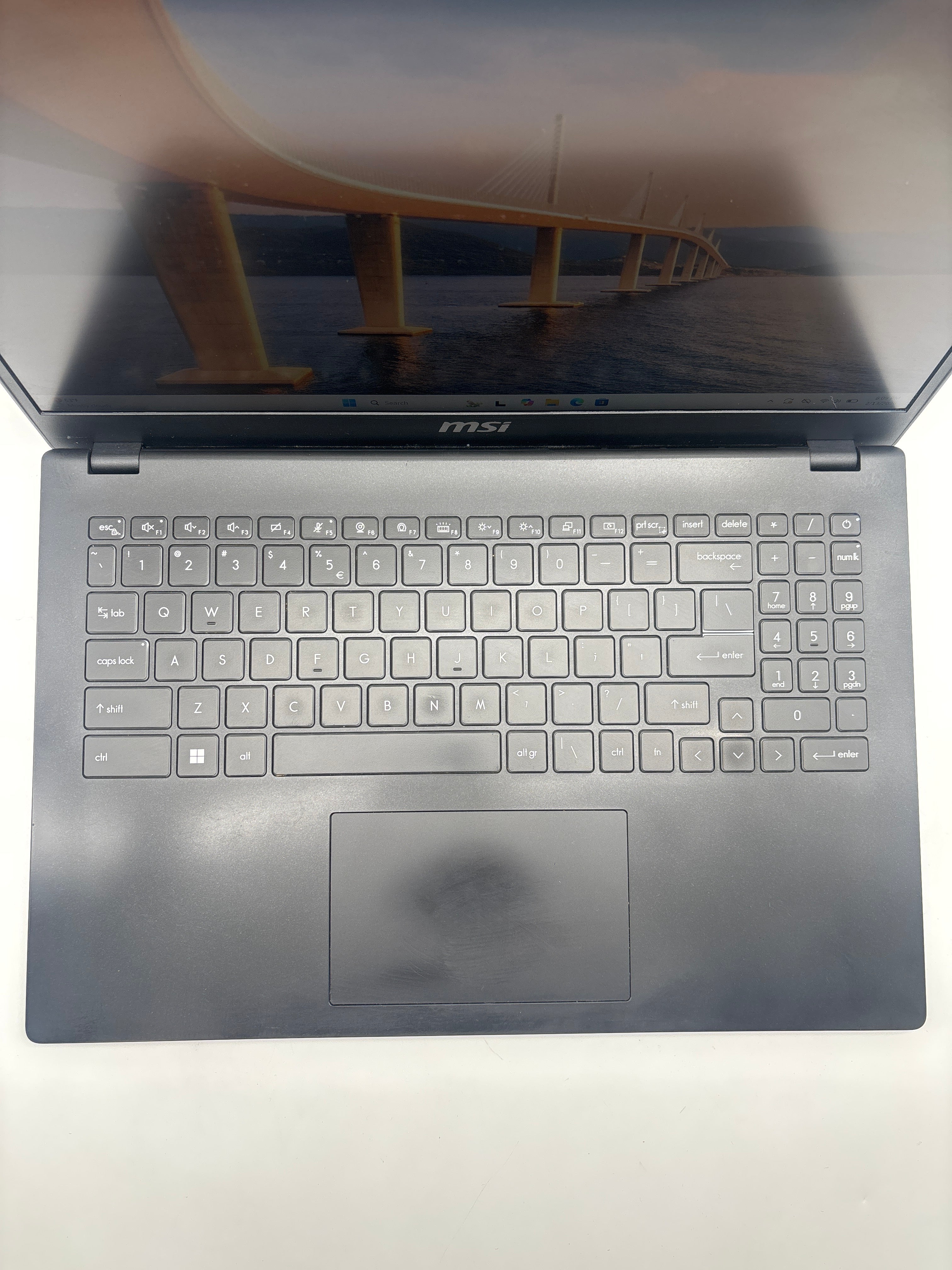MSI Modern 15 H i9-13900H 32GB RAM 1TB SSD