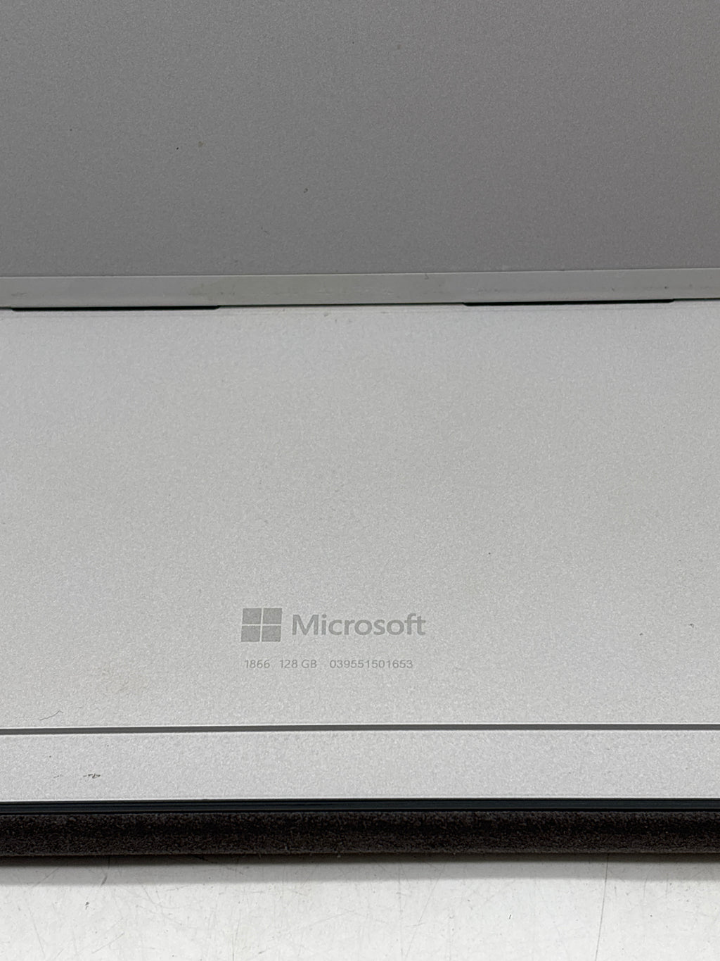 Microsoft Surface Pro 7 Model 1866 Core i5 1035G4 8GB RAM 128GB SSD - For Parts