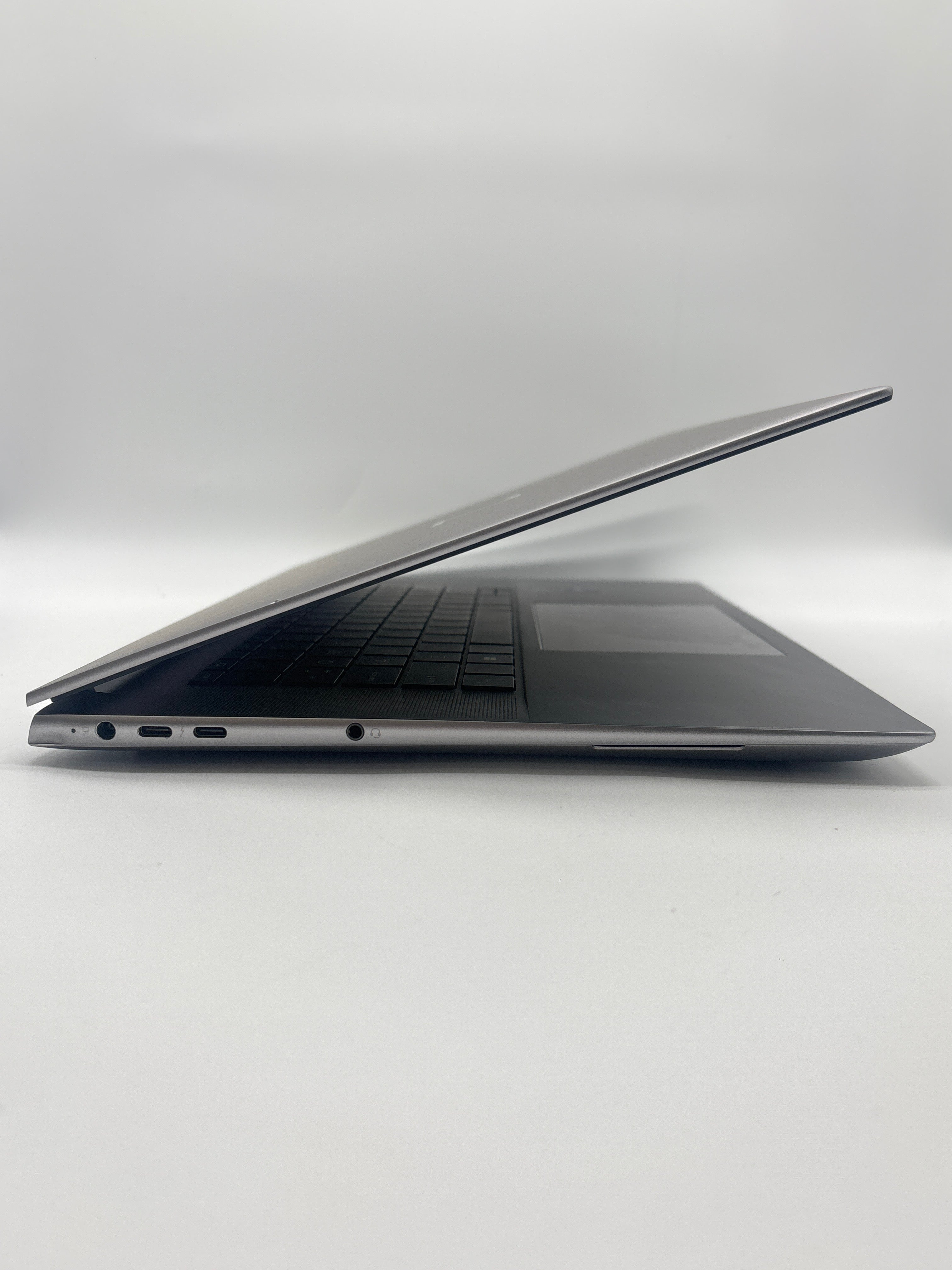 HP ZBook Studio 16 G9 i7-12800H 32GB RAM 1TB SSD - For Parts (Read DESC)