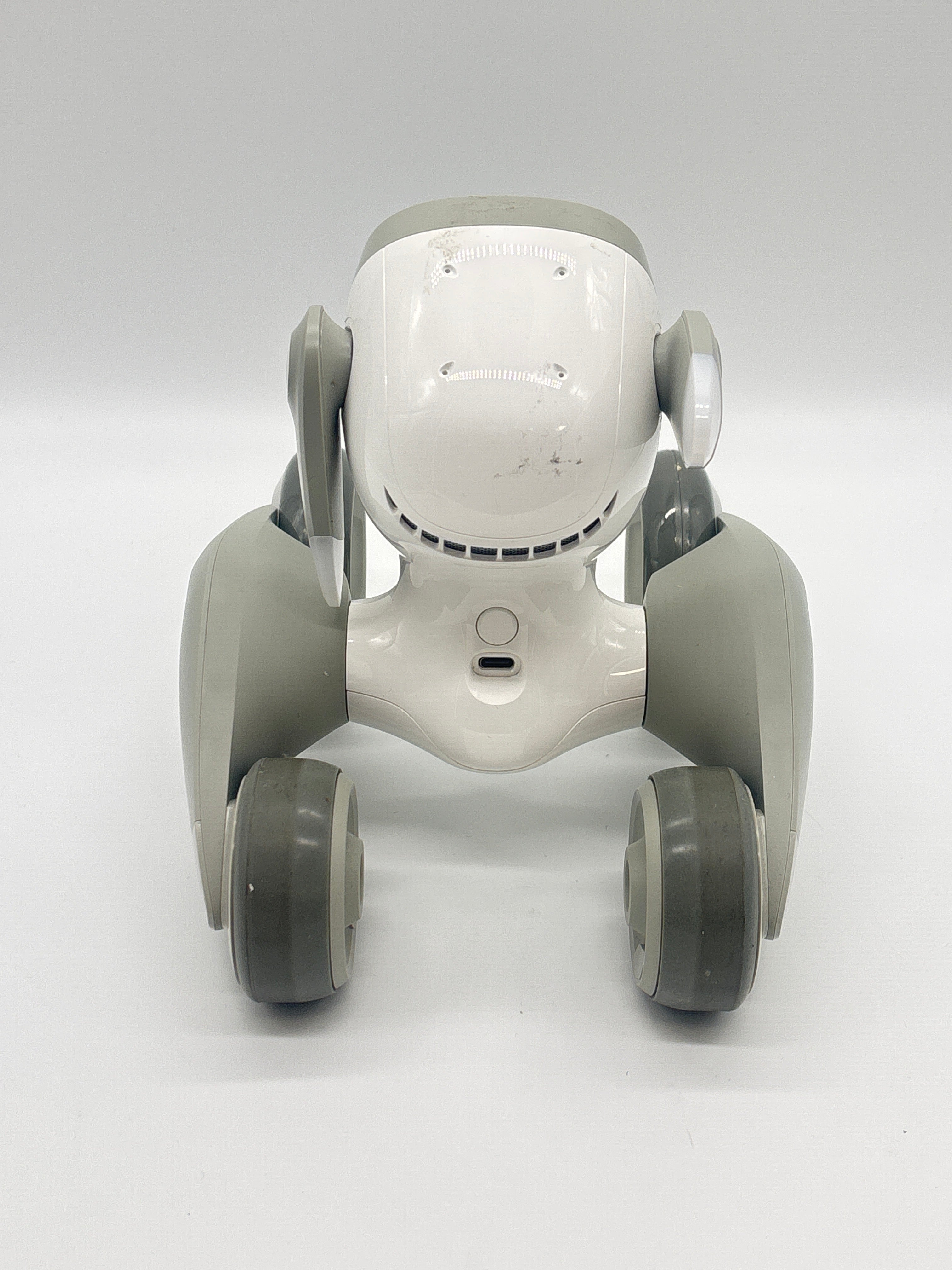 Loona Smart Toy AI Pet Robot KYO04LN01 with Charging Dock - (READ DESC)