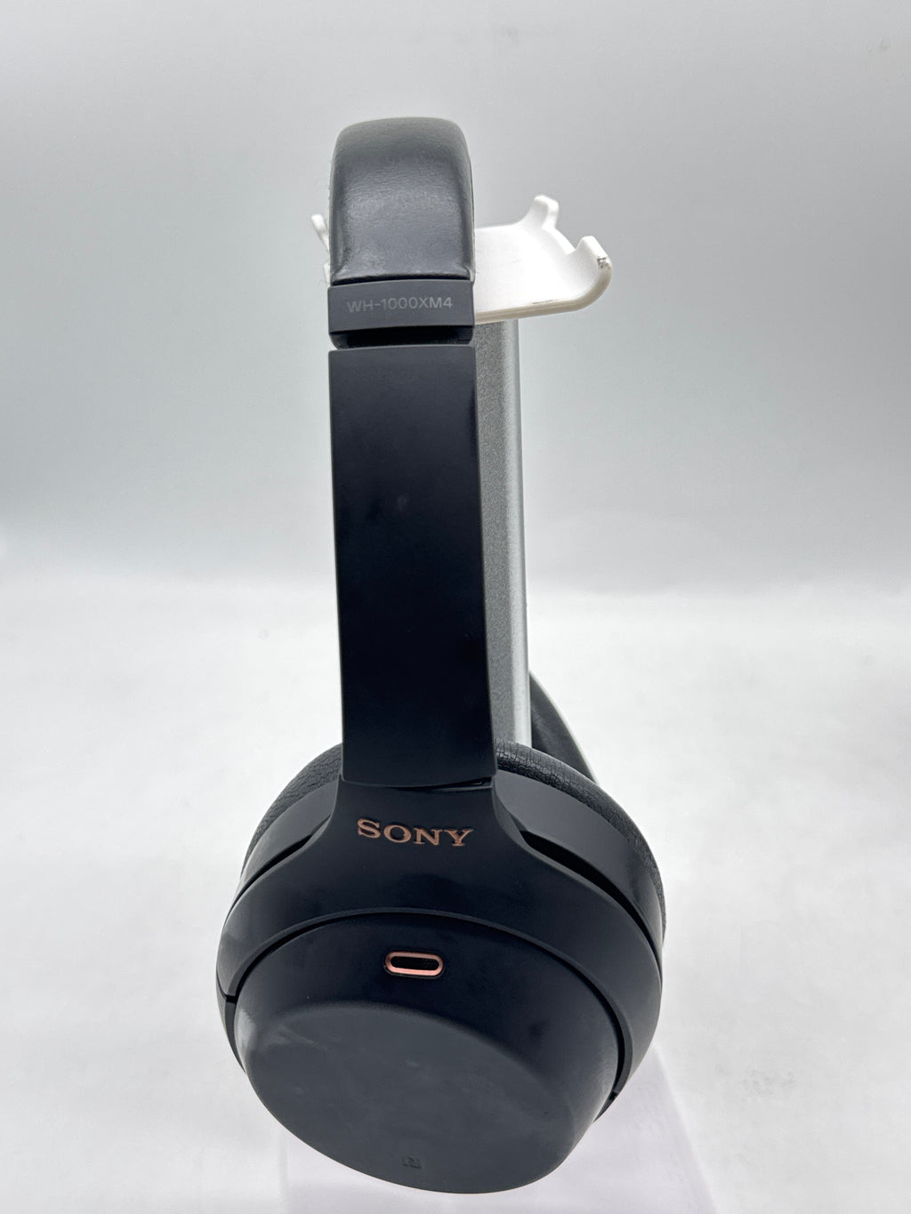 Sony WH-1000XM4 Wireless Noise Canceling Headphones Black Read