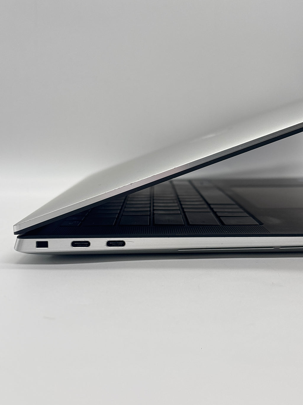 Dell XPS 15 9520 i7-12700H 16GB RAM 512GB SSD RTX 3050 Ti - Used
