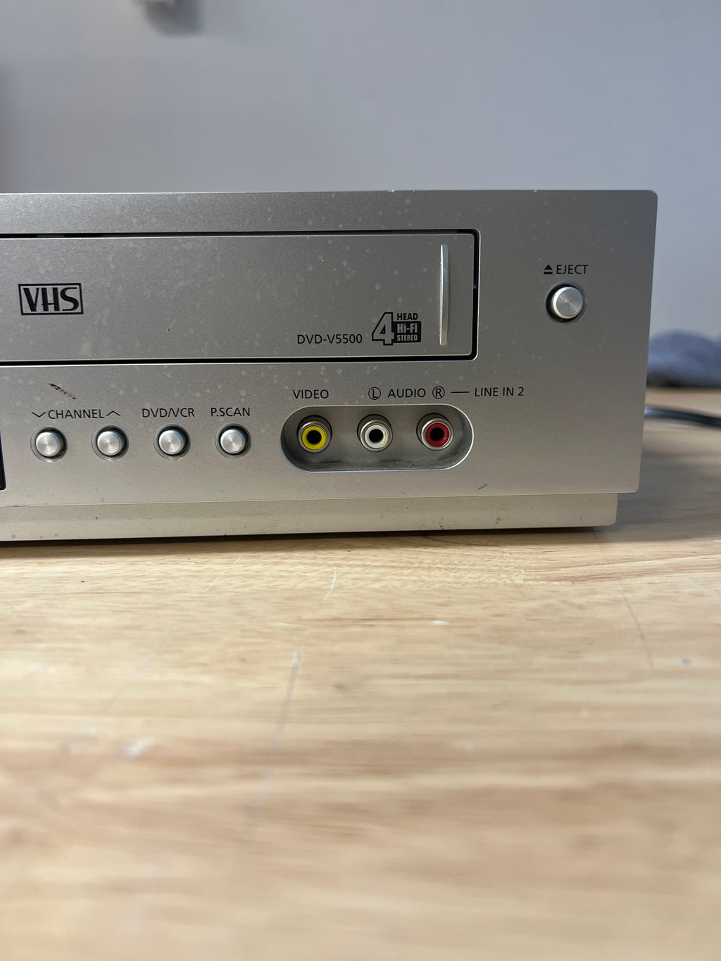 Samsung DVD VCR V5500 4 Head Combo Player HiFi Silver Used