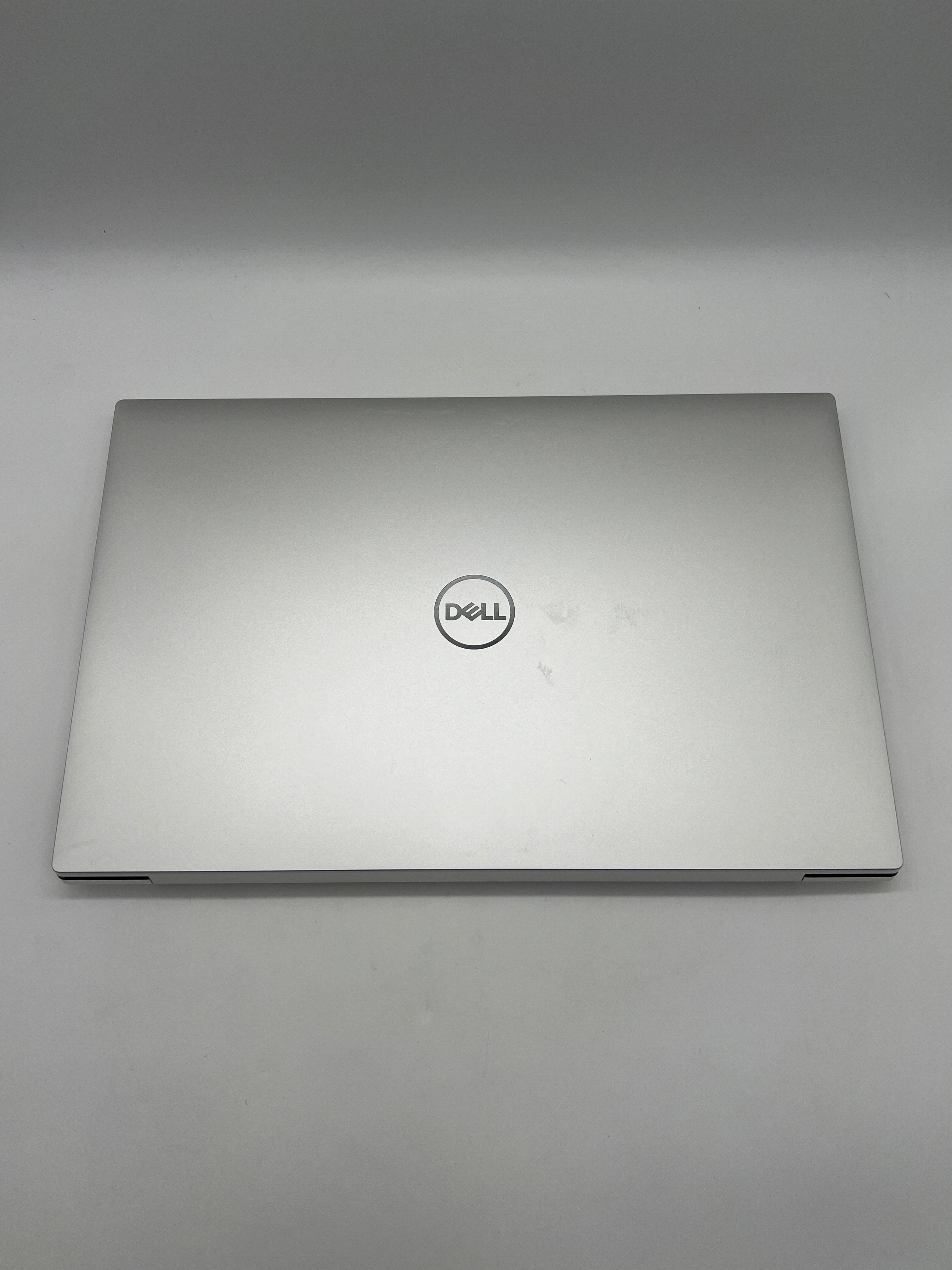 Dell XPS 17 9730 i7-13700H 32GB RAM 1TB SSD RTX 4050
