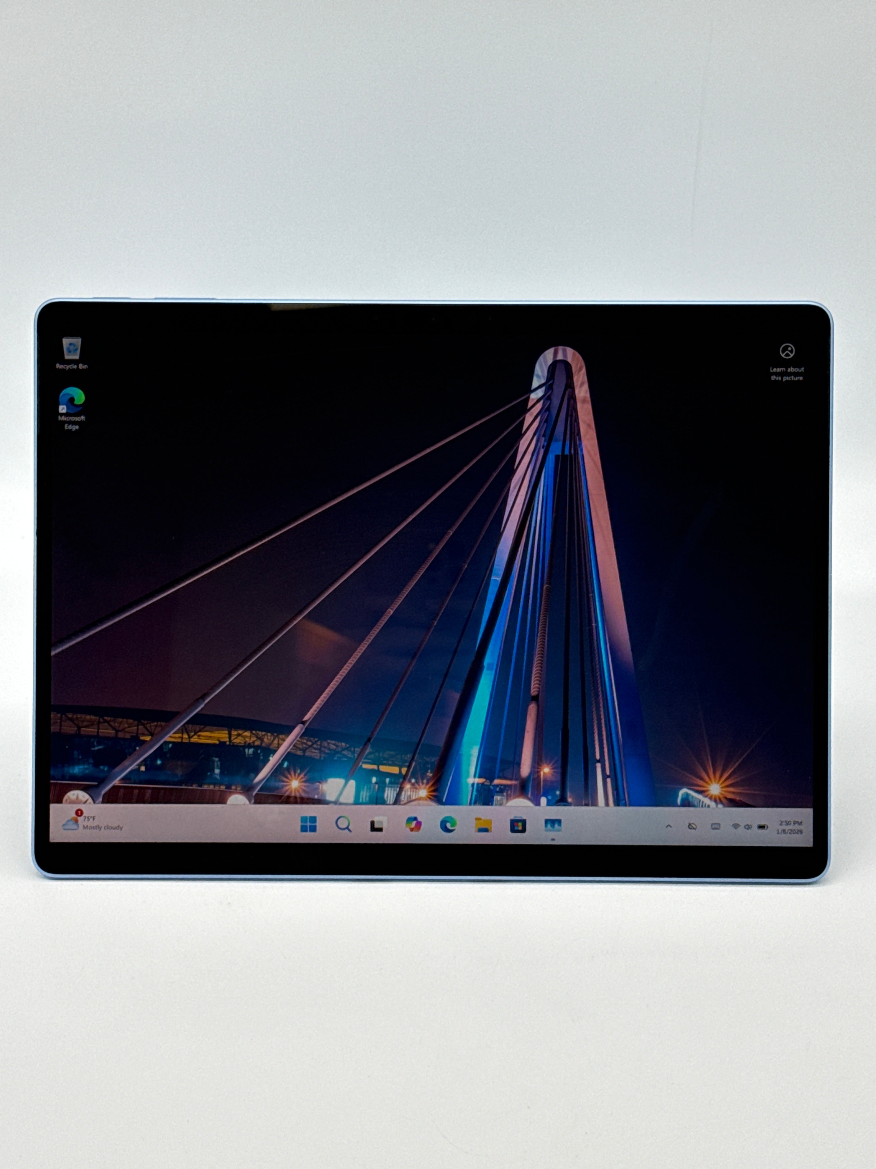 Microsoft Surface Pro 9 i7 1255U 16GB RAM 256GB