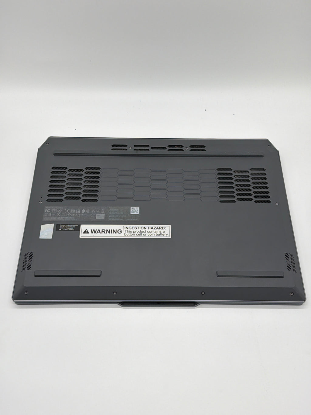 Lenovo LOQ 15ARP9 15.6" Ryzen 5 12GB RAM 512GB SSD RTX 4050 Gray