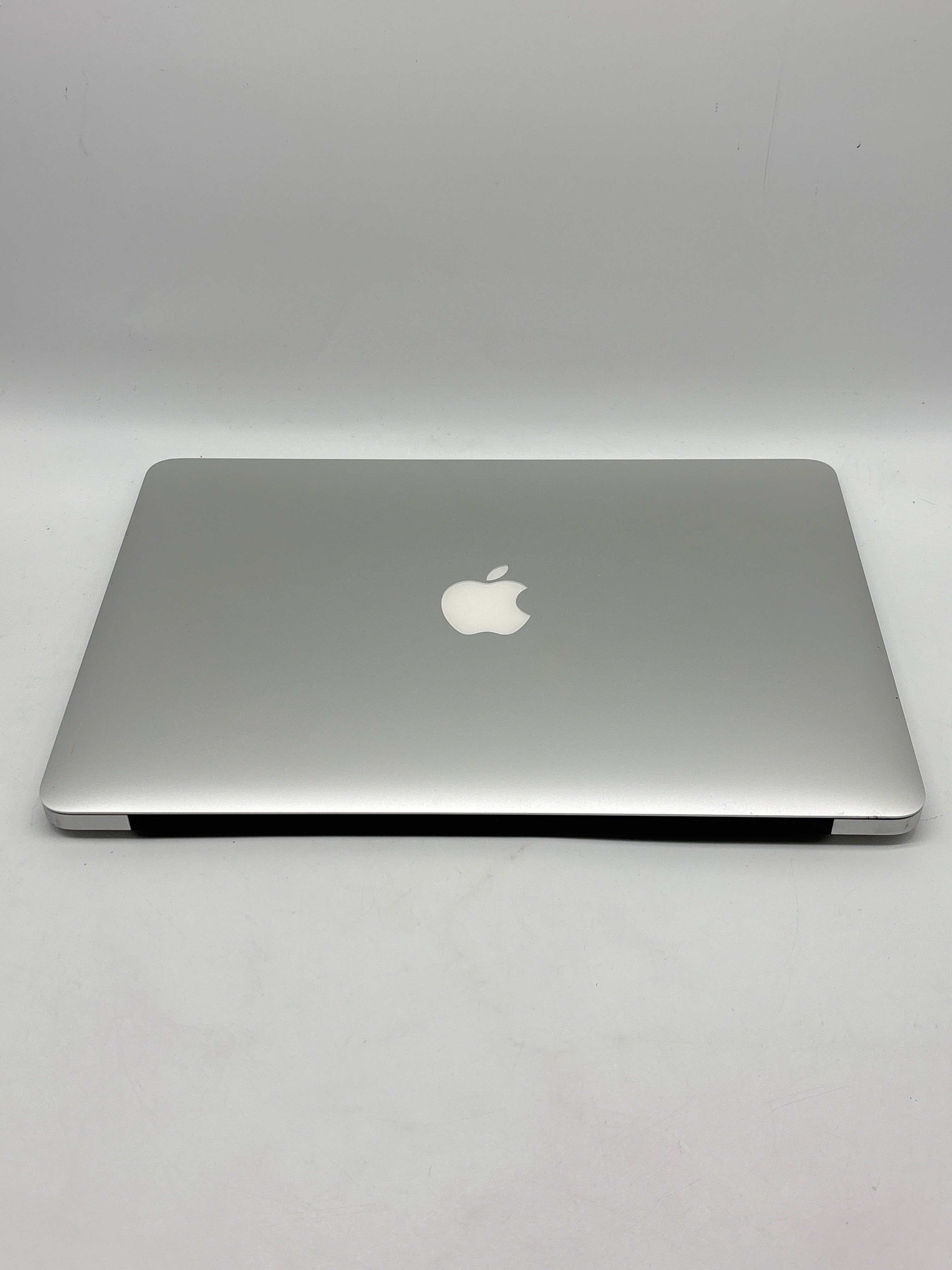 Apple MacBook Air 13" Intel i5 A1466 8GB RAM 128GB SSD - Used