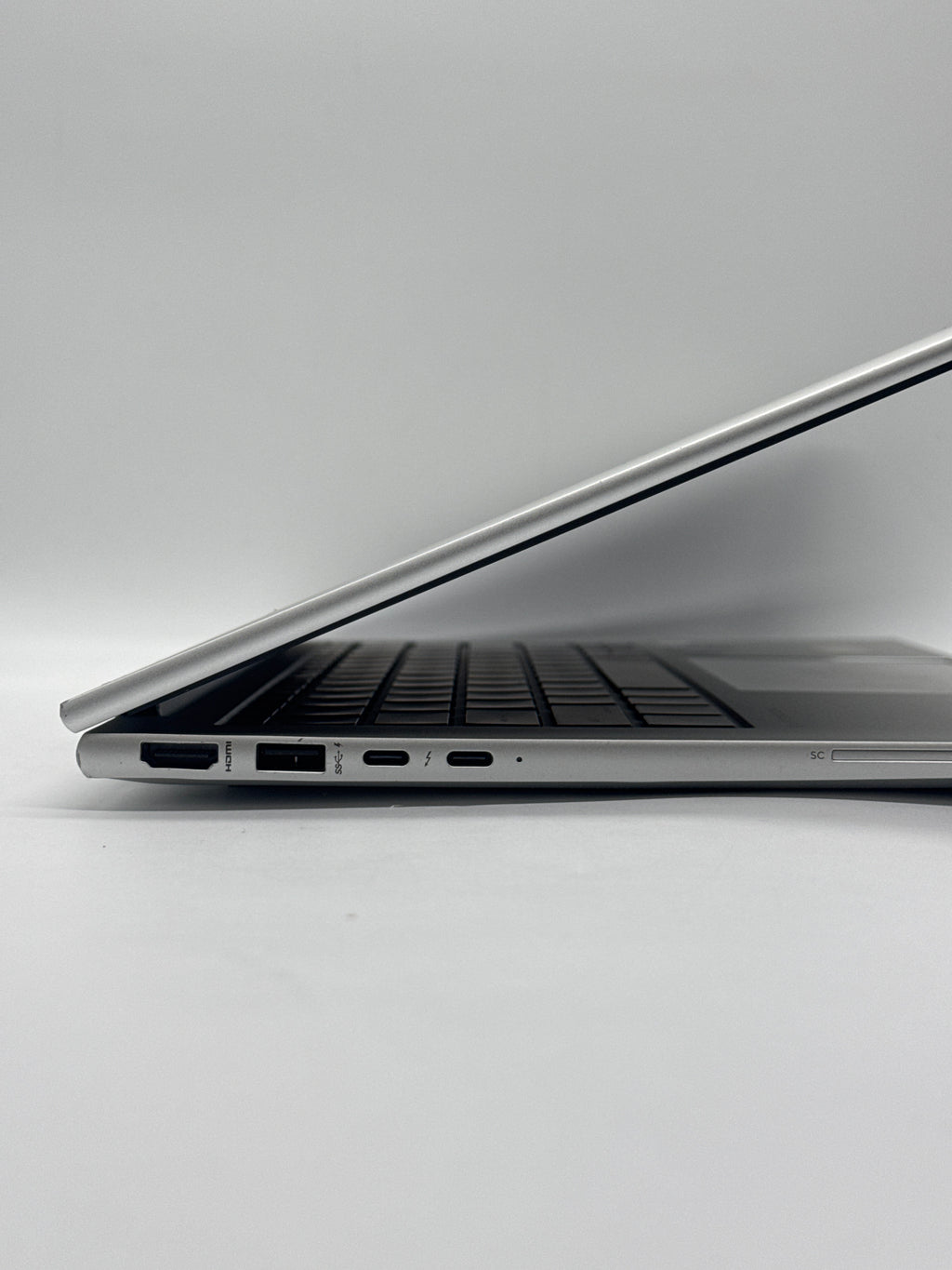 HP Elitebook 840 G9 i5-1245U 16GB RAM 256GB SSD