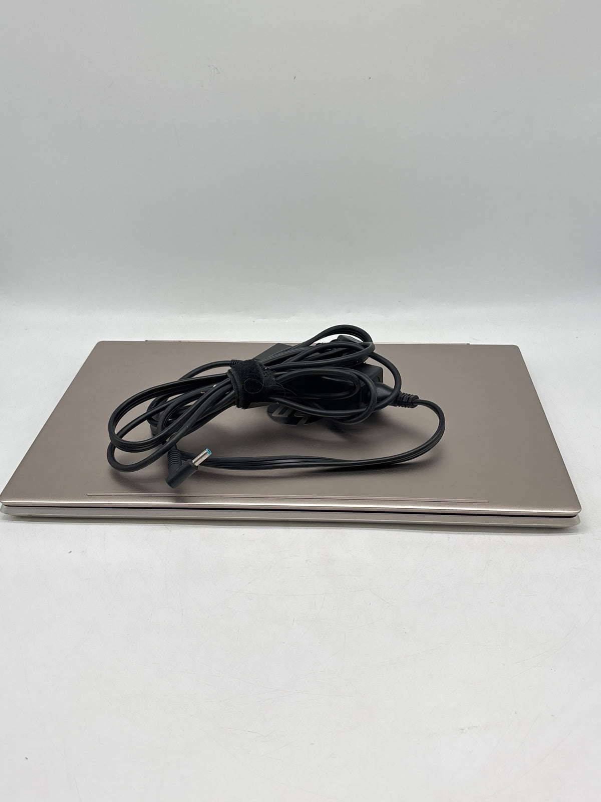 HP Pavilion 15-cs3672cl 15" Core i7-1065G7 8GB RAM 512GB SSD - No OS