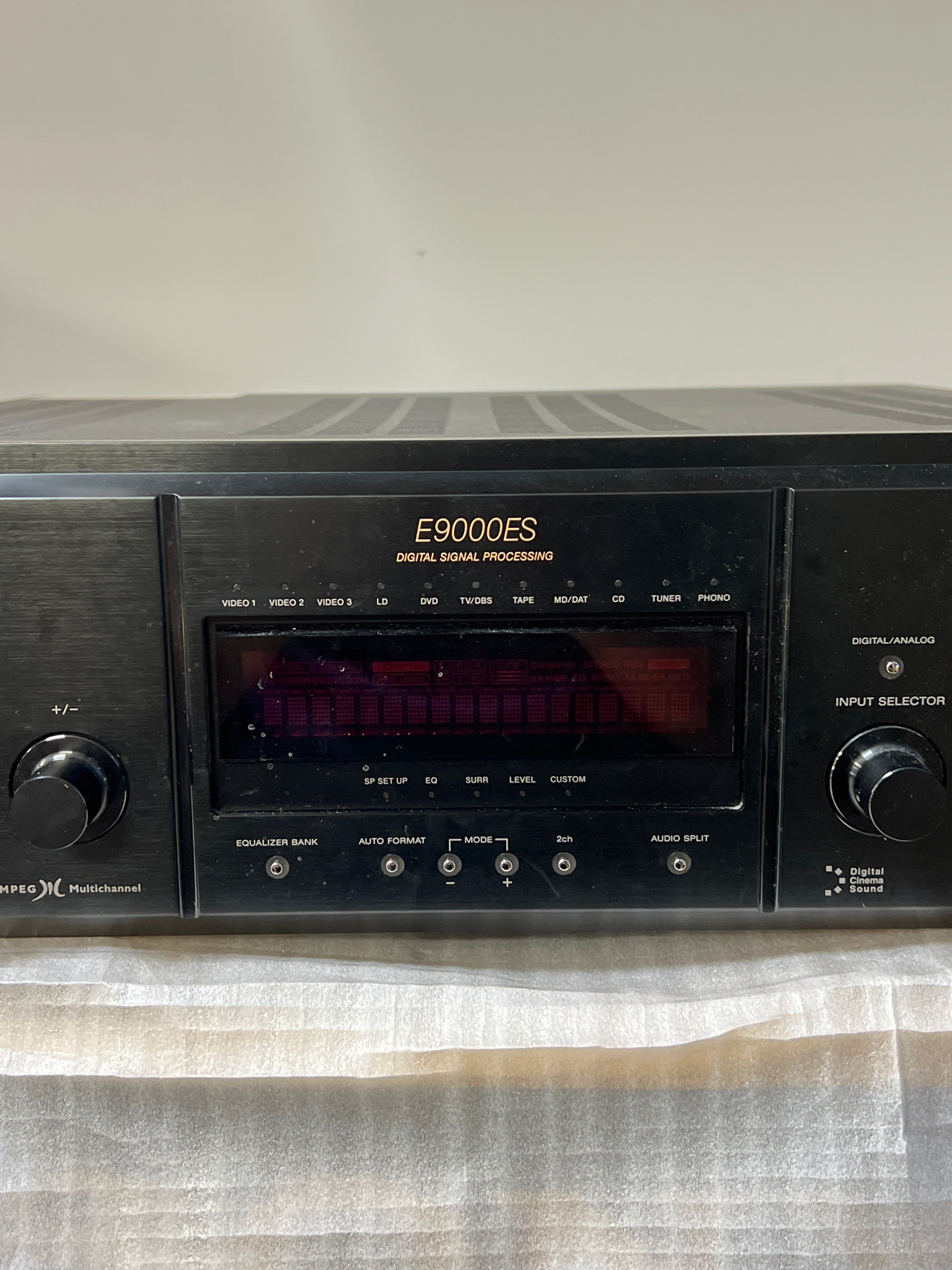 Sony TA-E9000ES Multi Channel Amplifier Digital Processor - Corner damage