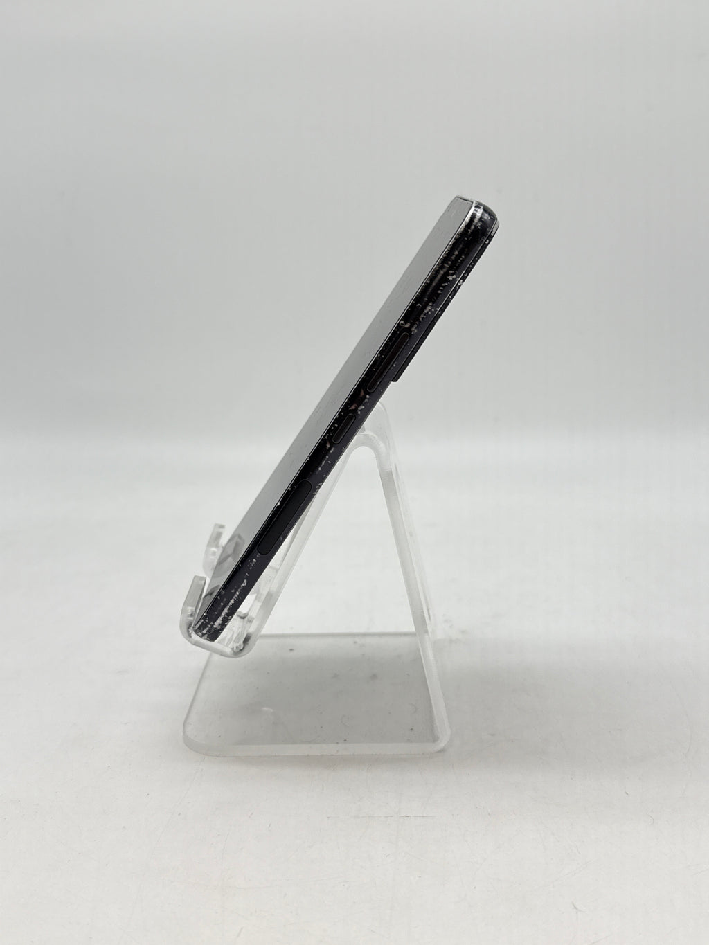 T Mobile Samsung Galaxy S22 SM-S901U 256GB - Cracked Screen