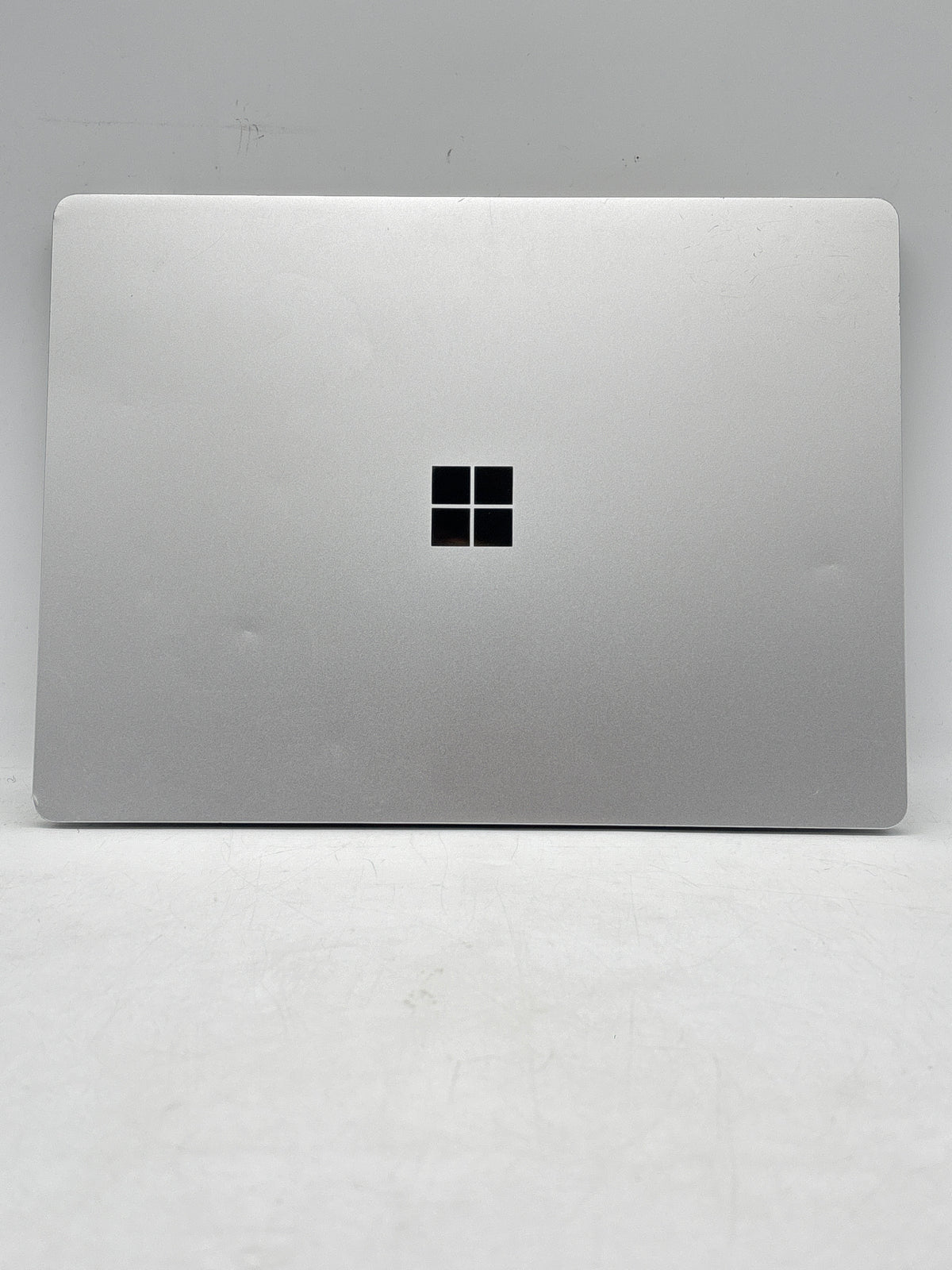 Microsoft Surface Laptop Go 1943 i5-1035G1 8GB RAM 128GB SSD - USED