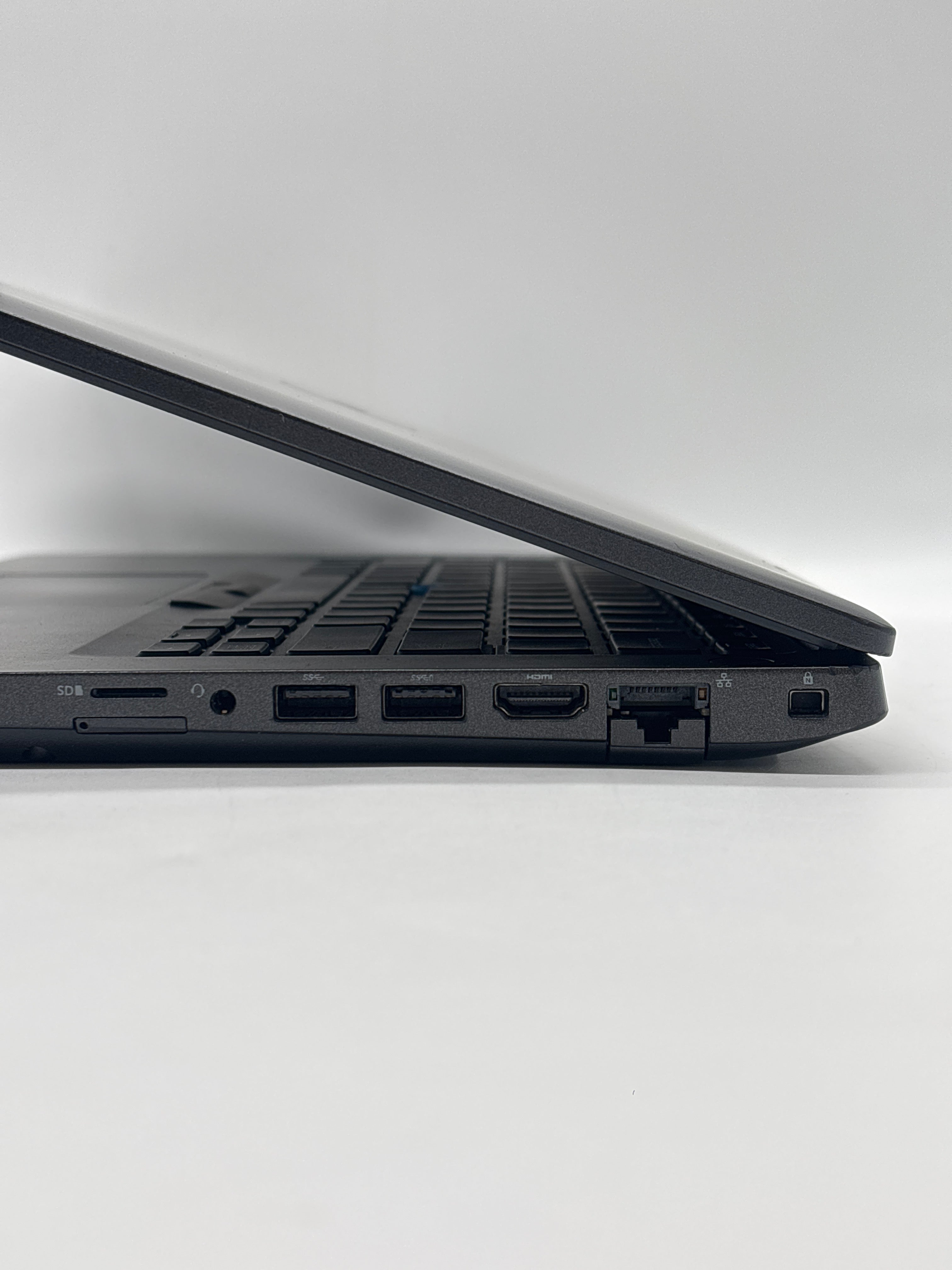 Dell Latitude 5401 i5-9400H 32GB RAM 256GB SSD MX 150