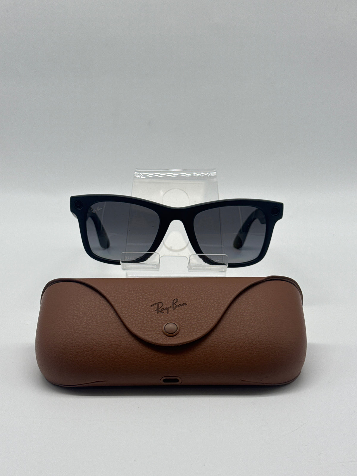 Meta Ray-Ban Wayfarer Smart Glasses Gen 2 RW4012 32GB Black - Used