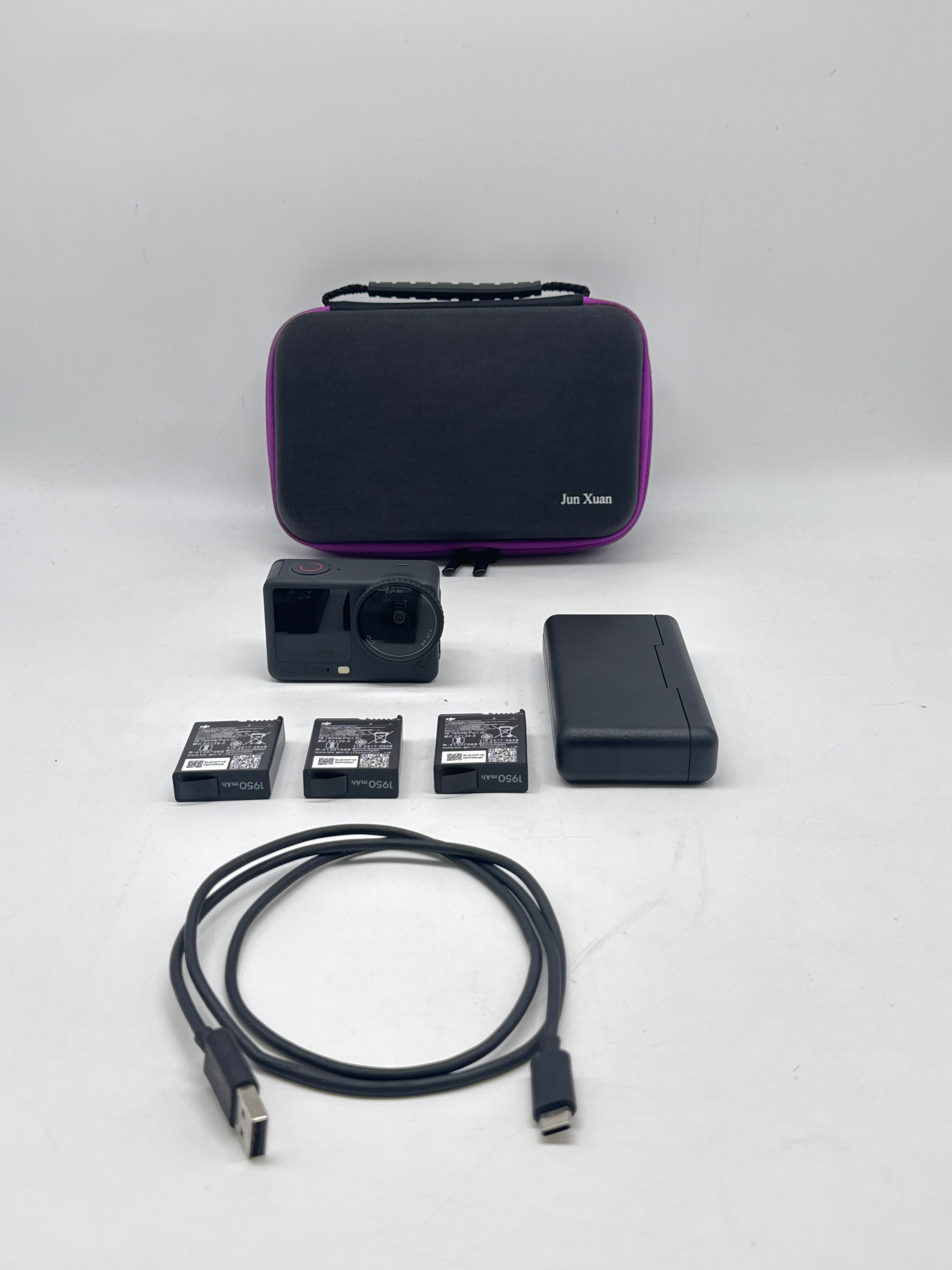 DJI Osmo Action 6 Essential Combo 8K Action Camera Black W/Accessories