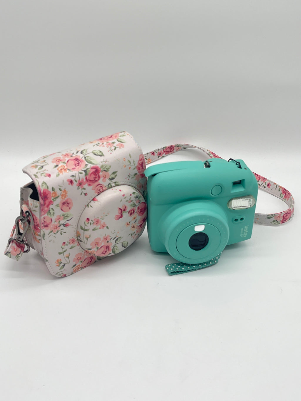 Fujifilm Instax Mini 8+ Action Camera Green Instant Camera with Case