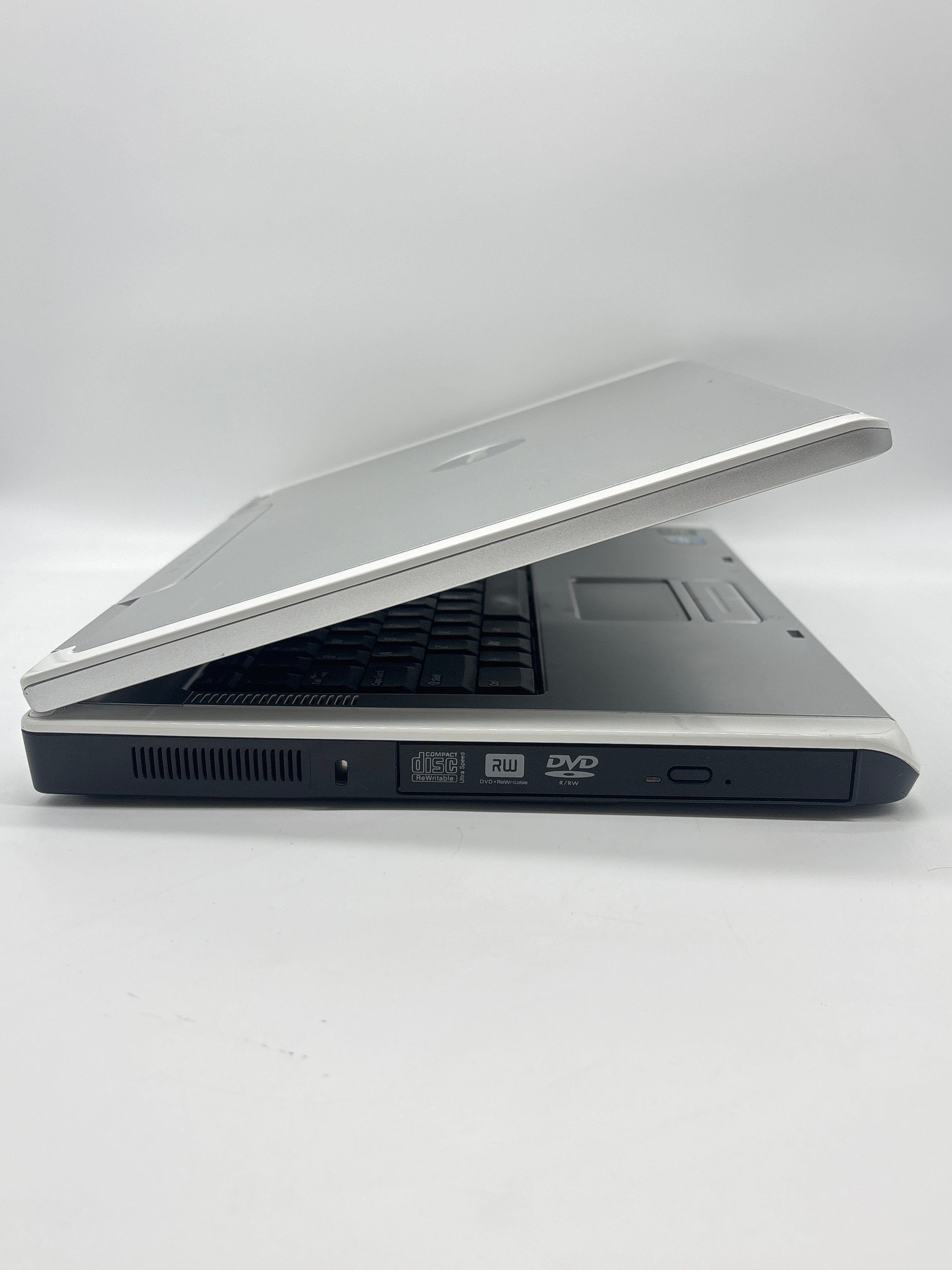 Dell Inspiron 6400 i2 1 GB RAM 160GB Silver For Parts (Read DESC)