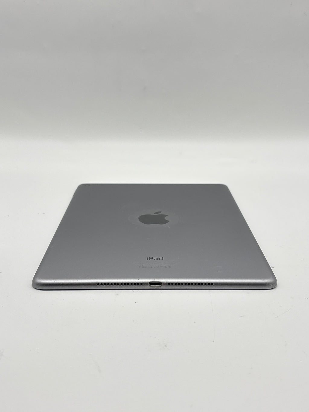 Apple iPad Air 2 64GB Space Gray Wi-Fi A1566 Tablet - Used