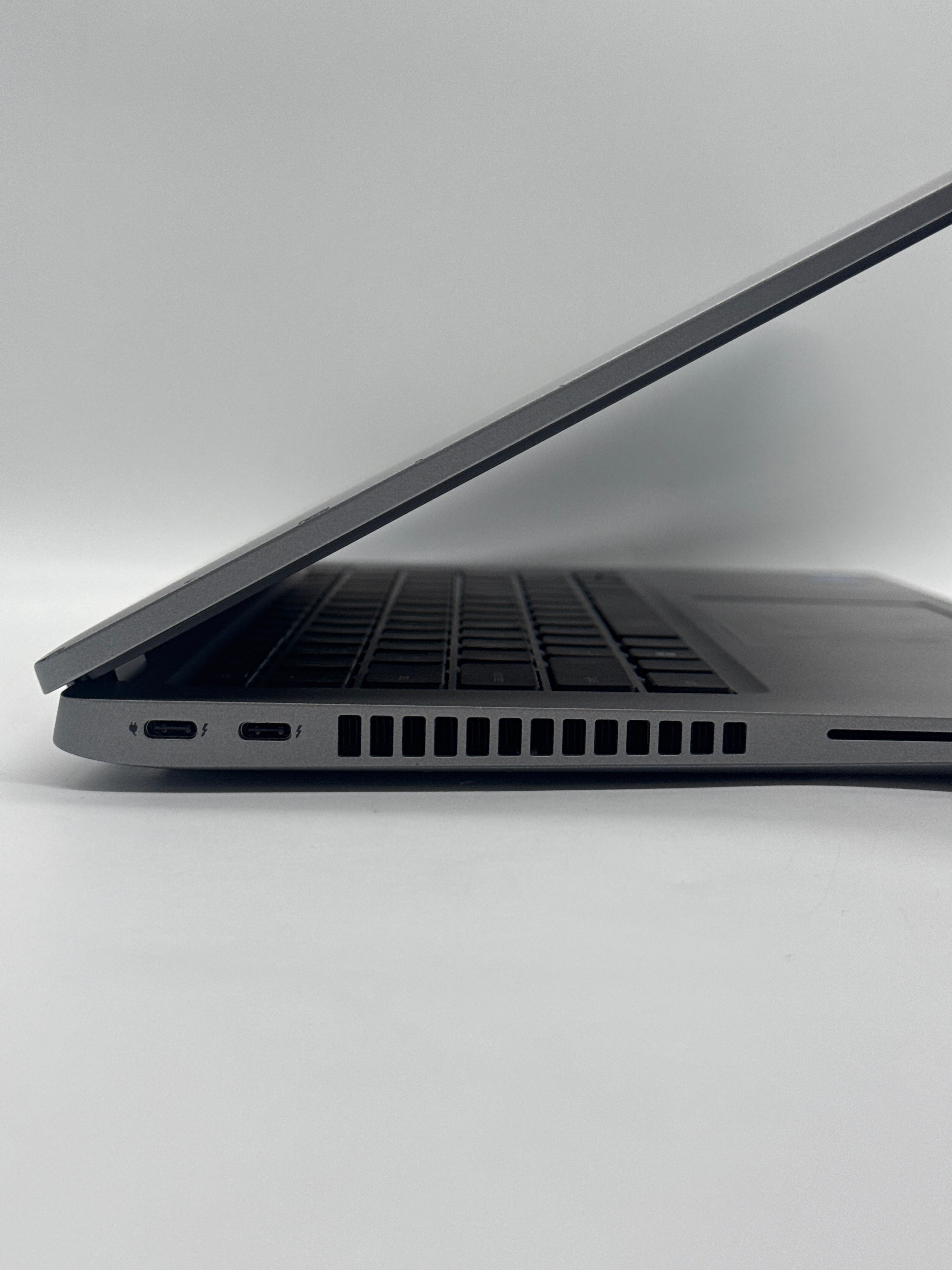 Dell Latitude 5430 i5-1235U 16GB RAM 256GB SSD