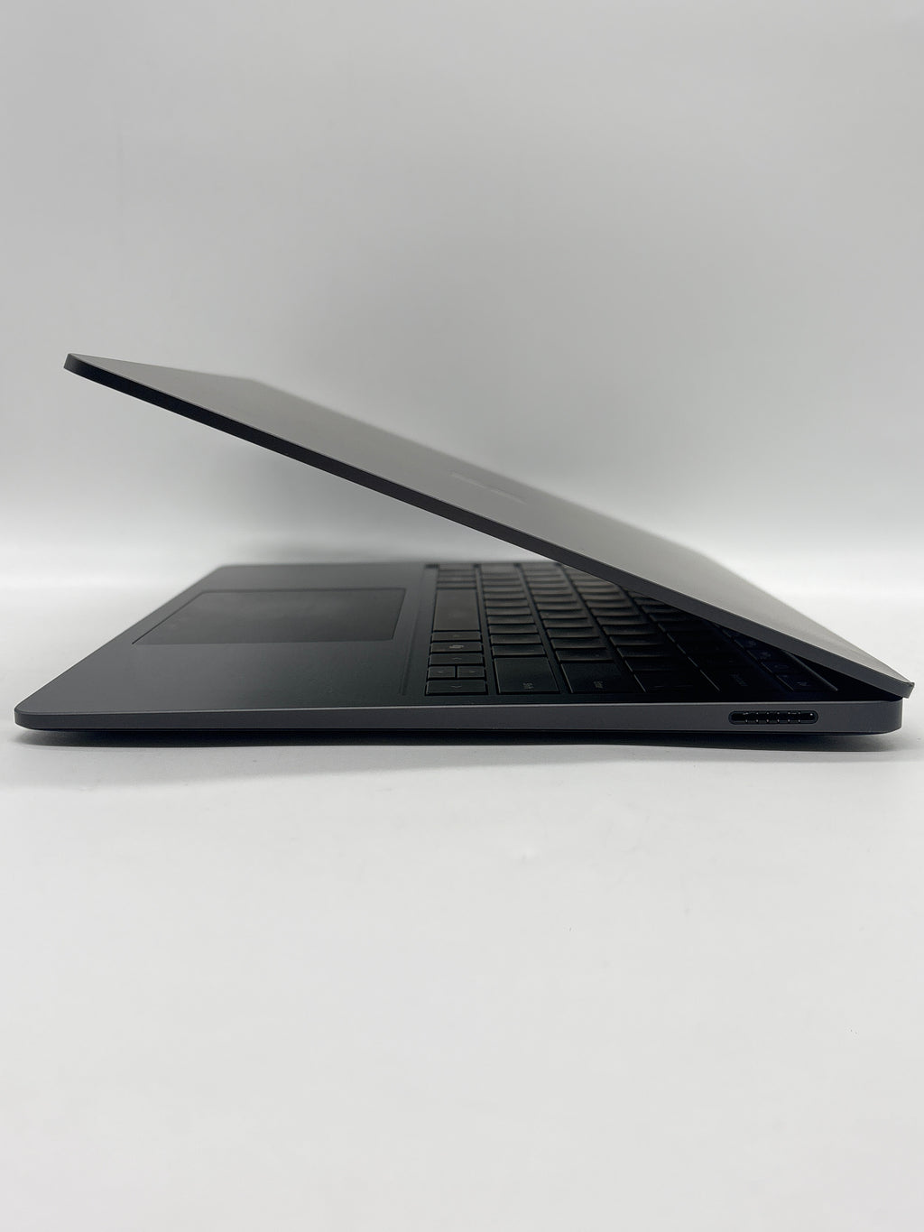 Microsoft Surface Laptop 7 2107 Ultra 7 268V 32GB RAM 1TB SSD - For Parts (READ)