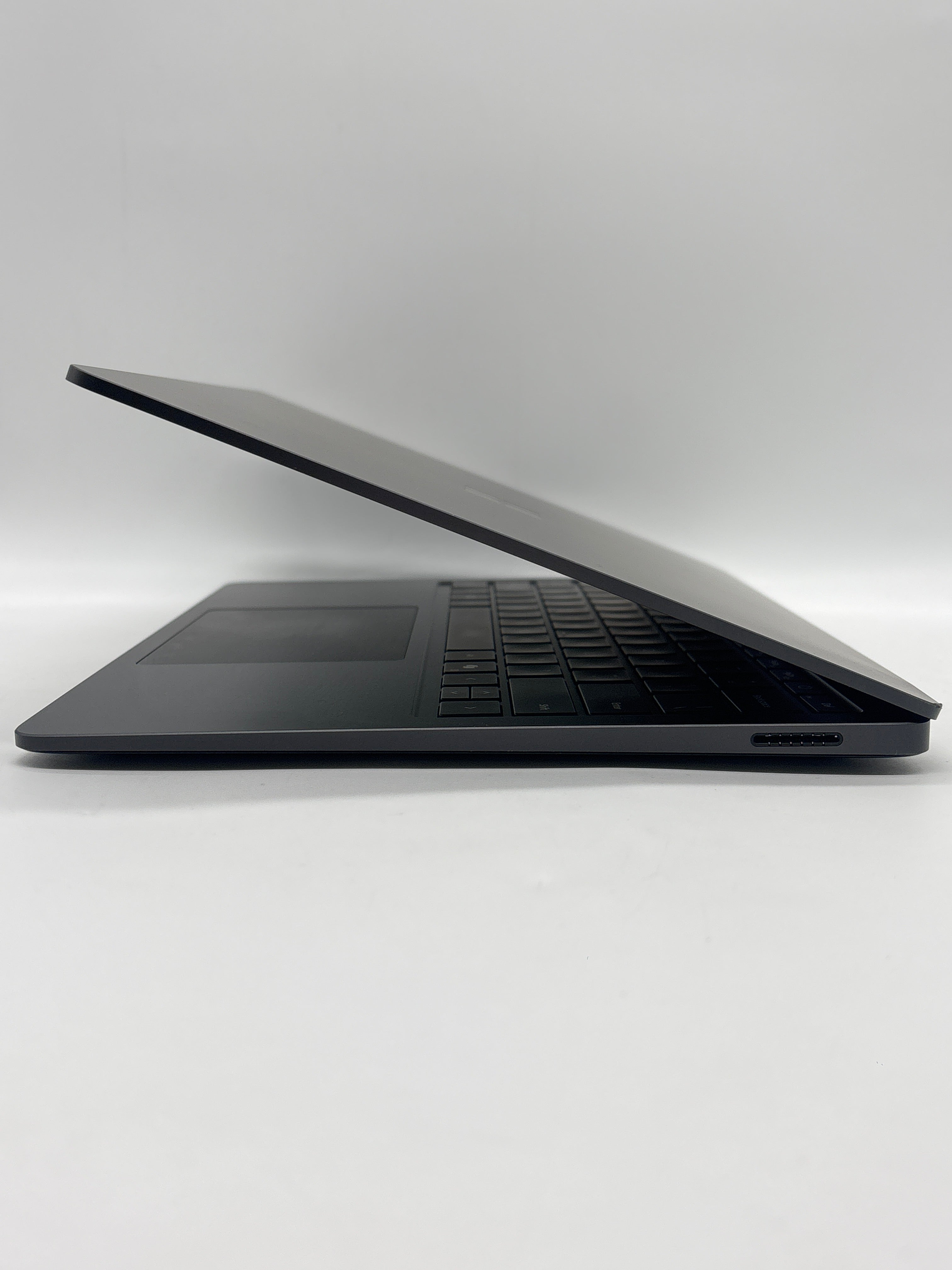 Microsoft Surface Laptop 7 2107 Ultra 7 268V 32GB RAM 1TB SSD - For Parts (READ)