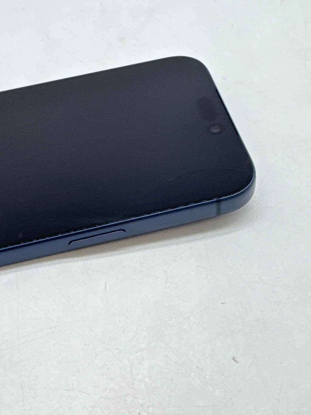 Apple iPhone 17 Pro Max 256GB Blue AT&T - Check ESN Cracked Screen