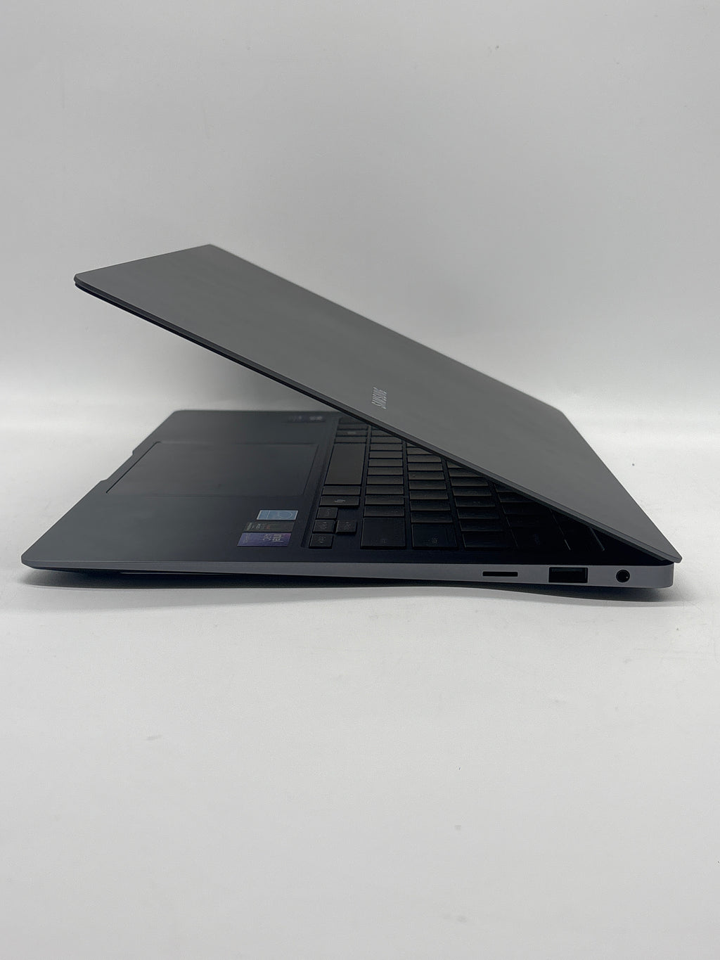 Samsung Galaxy Book NP940XHA Touch Ultra 7 256V 16GB RAM 512GB SSD Used