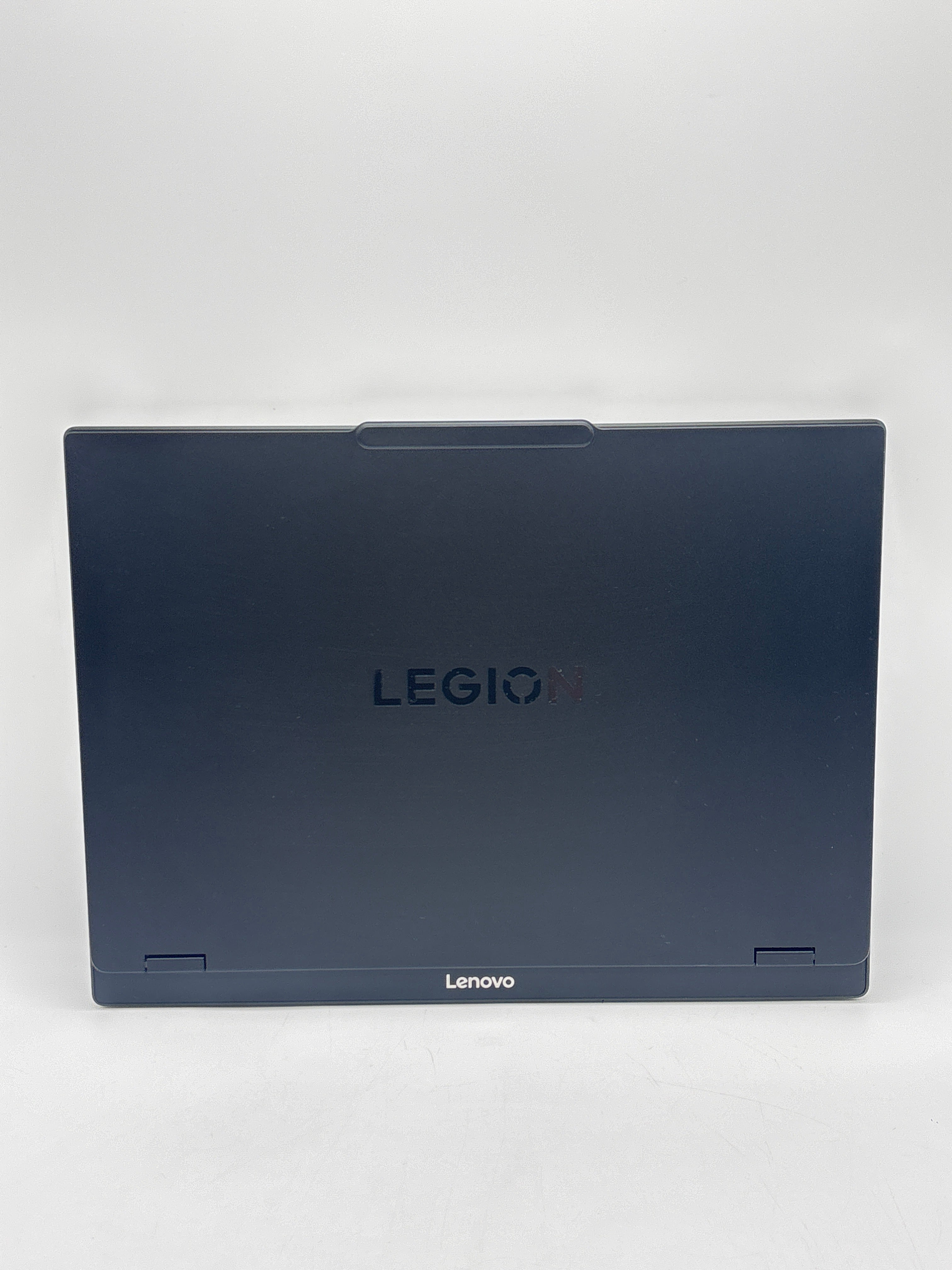 Lenovo Legion 5 15IRX10 i9-14900HX 32 GB RAM 1 TB SSD RTX 5070