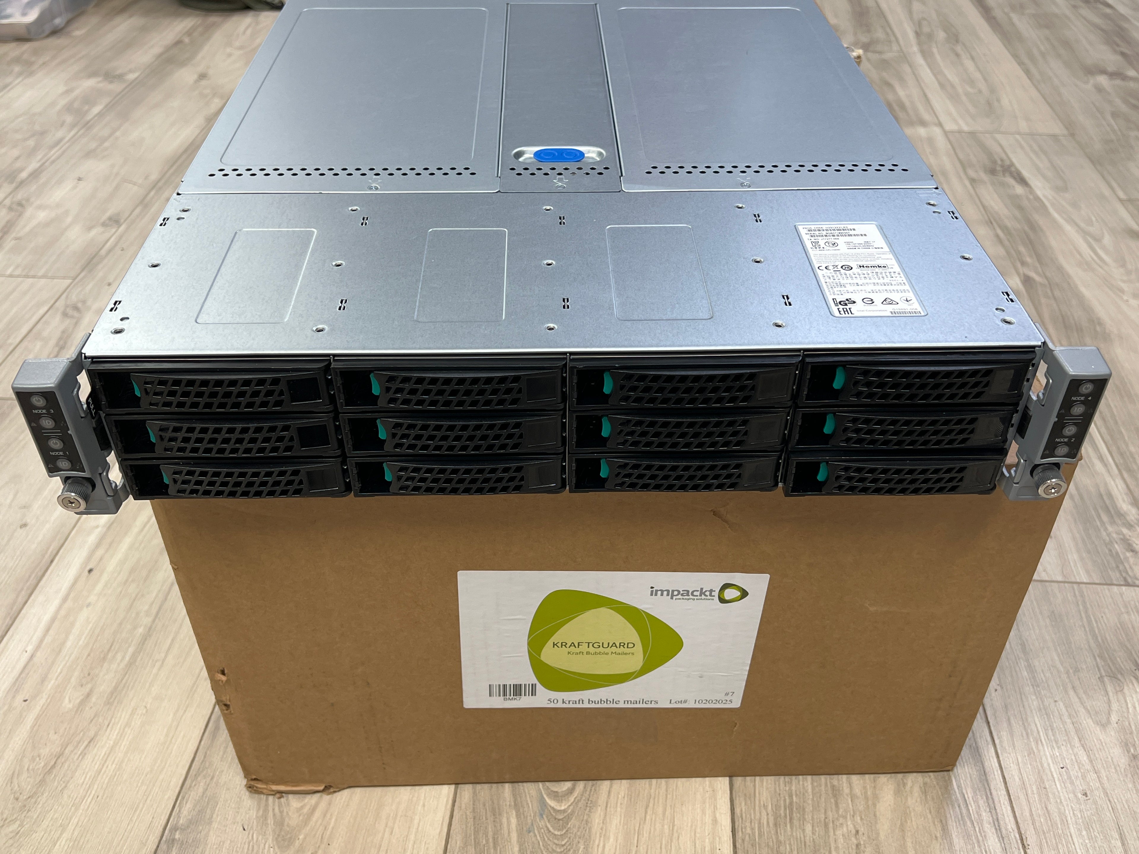 Intel H2312XXLR2 Server Case 2U Rack-Mountable Silver