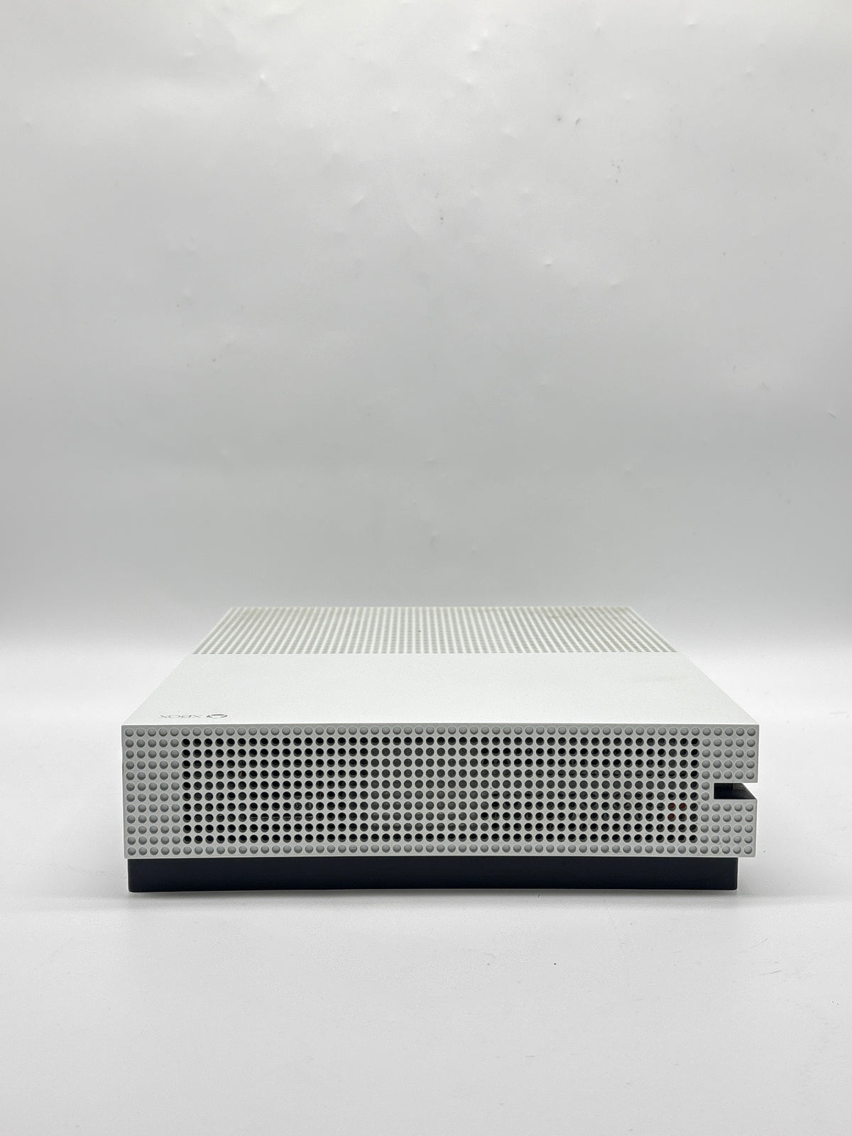 Microsoft Xbox One S 1681 1TB Console Robot White 4K HDR - Used