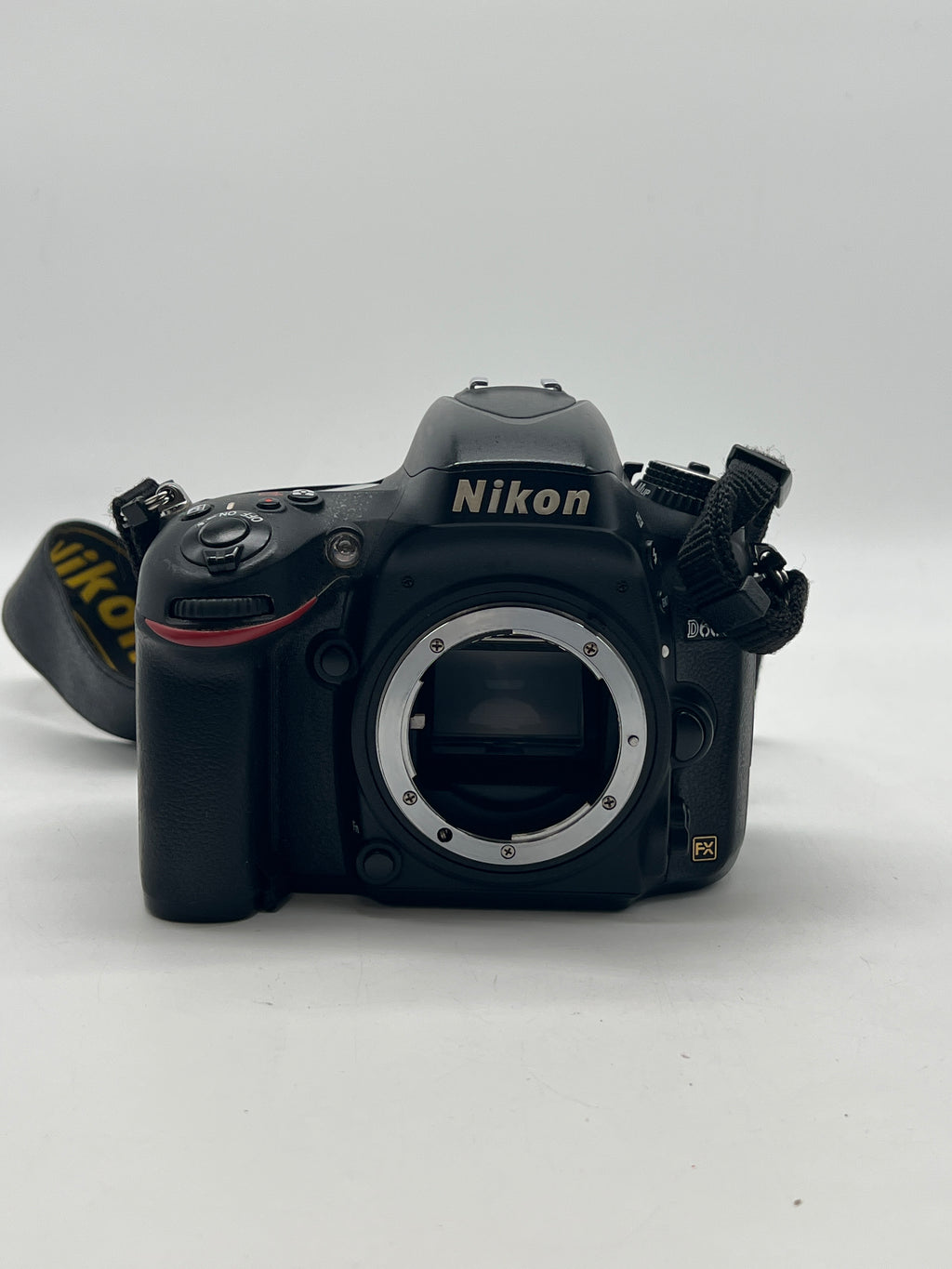 Nikon D600 Digital Camera Black w/ Nikon DX Af-S Nikkor 35mm- For Parts Read Desc