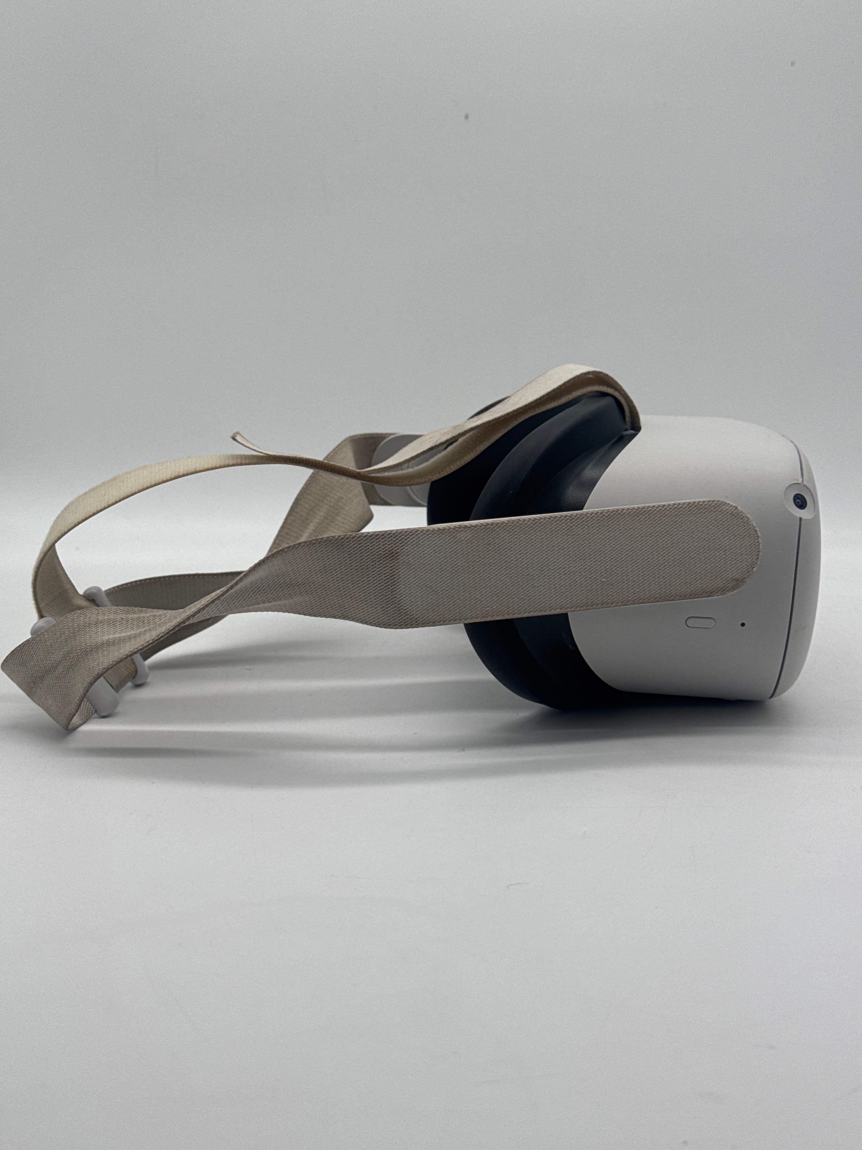 Meta Oculus Quest 2 KW49CM 128GB - For Parts
