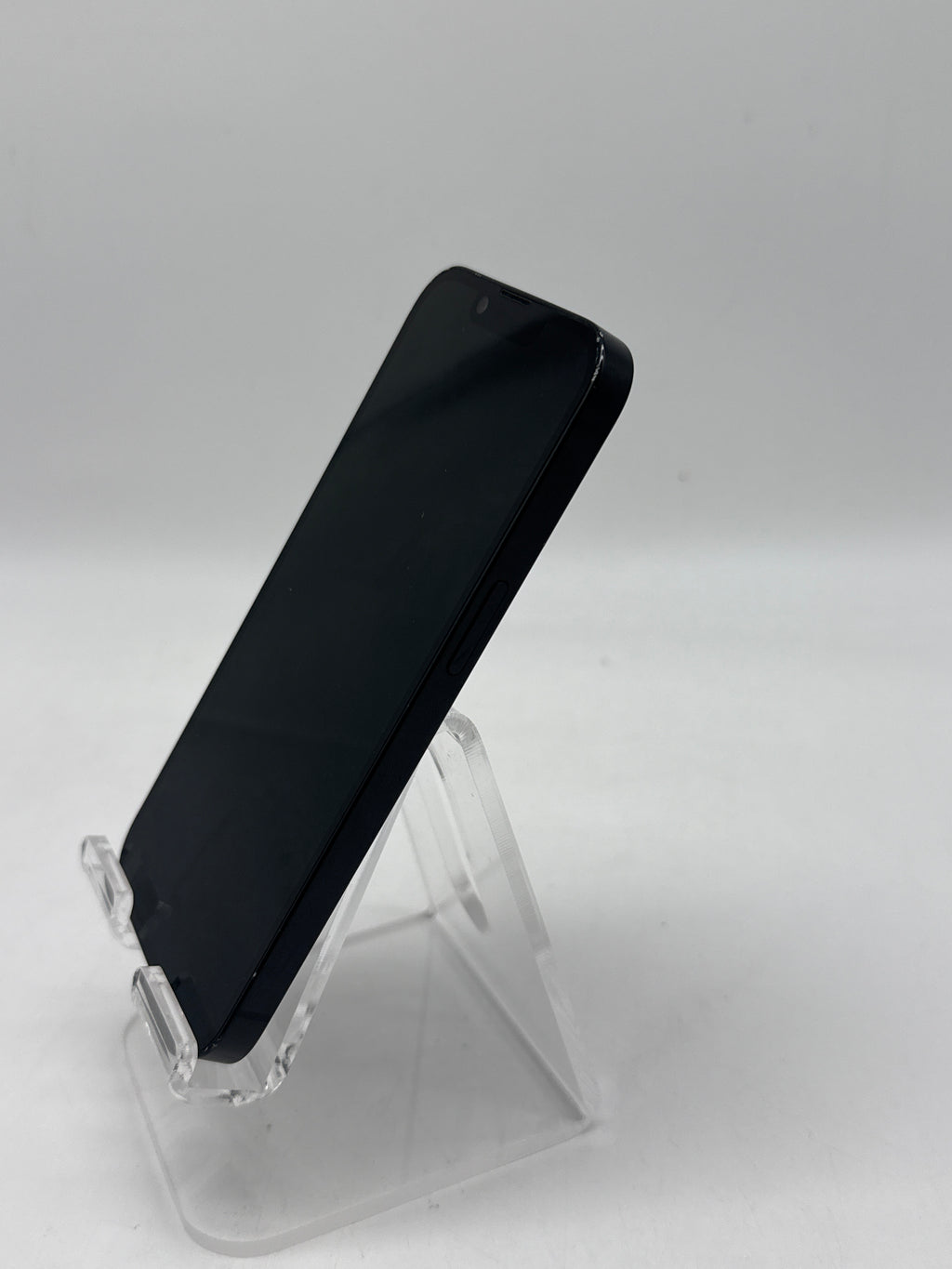Apple iPhone 16e 128GB Factory Unlocked Black - Used