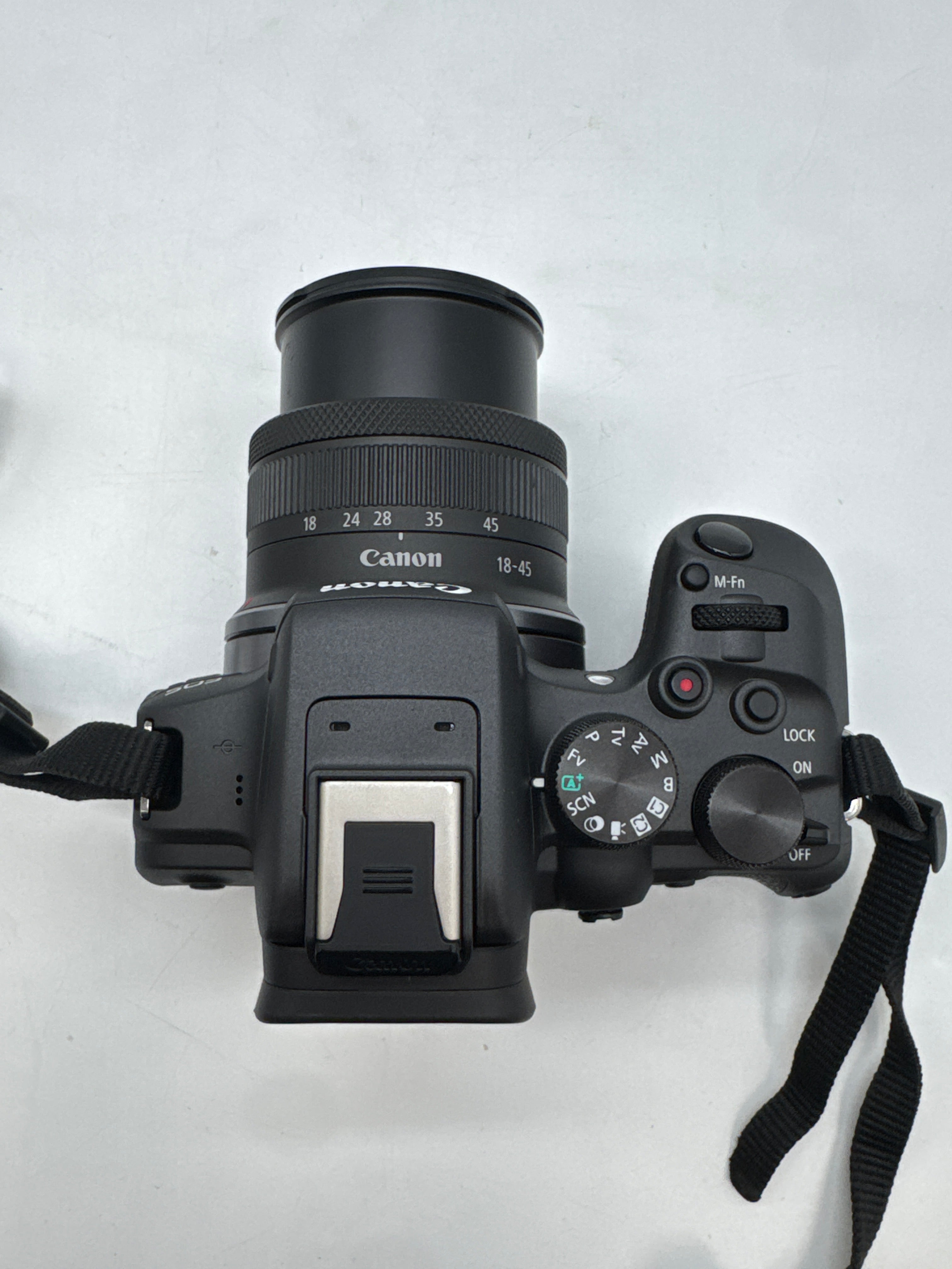 Canon EOS R10 24.2MP Mirrorless Camera with RF-S 18-45mm Lens - Used