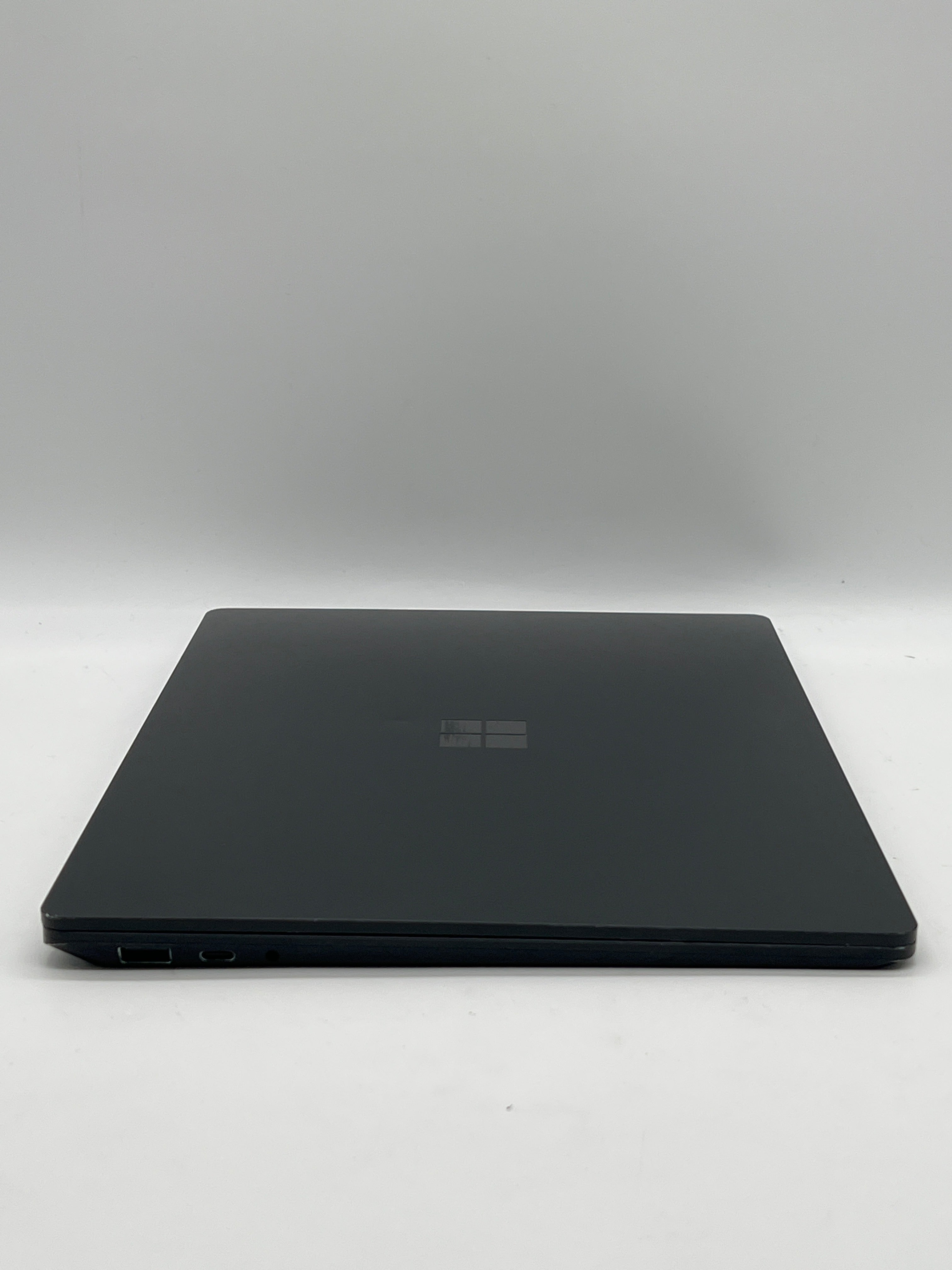 Microsoft Surface Laptop 3 1868 15" Core i5-1035G7 1.2GHz 8GB RAM 256GB SSD